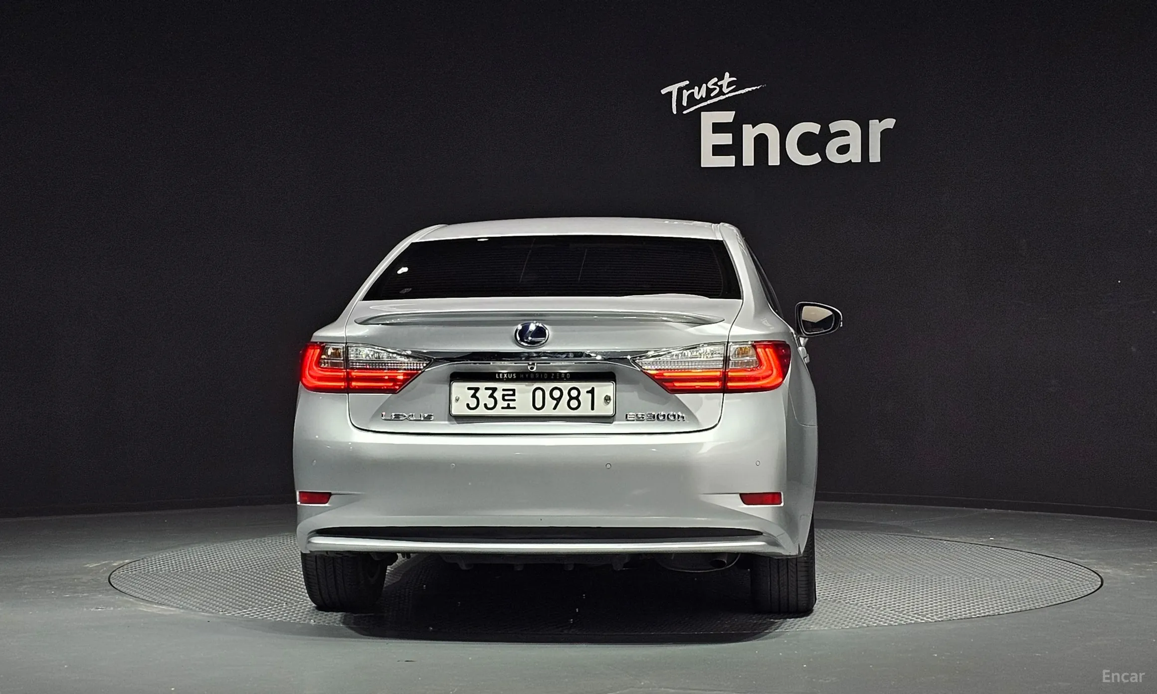 Lexus New ES300h превью 4