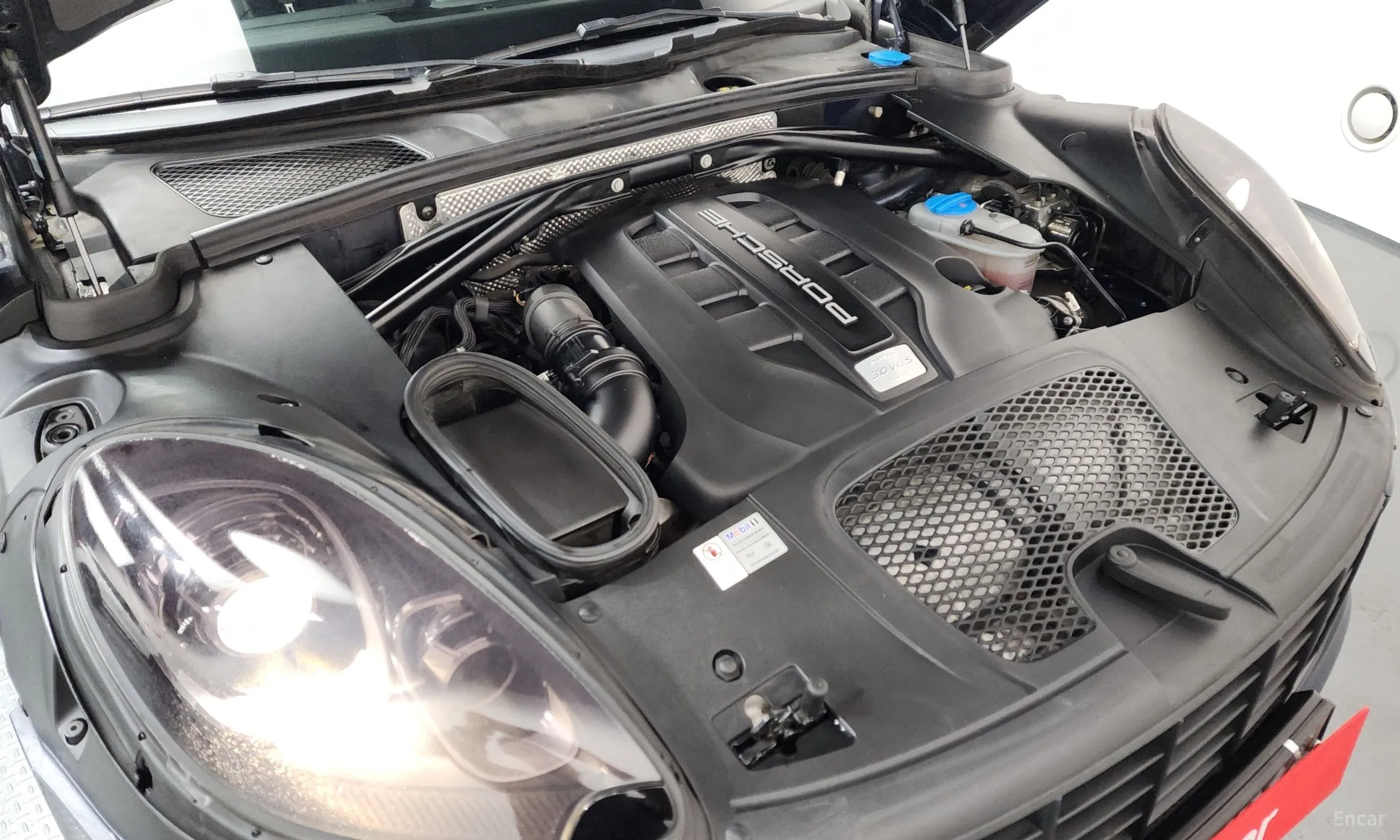Porsche Macan превью 6