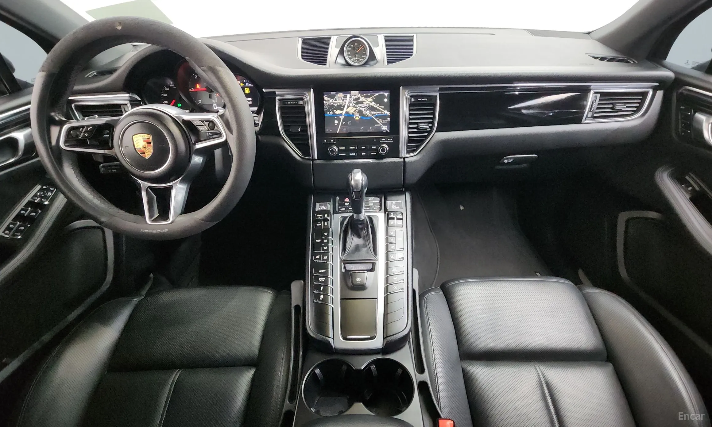 Porsche Macan превью 7