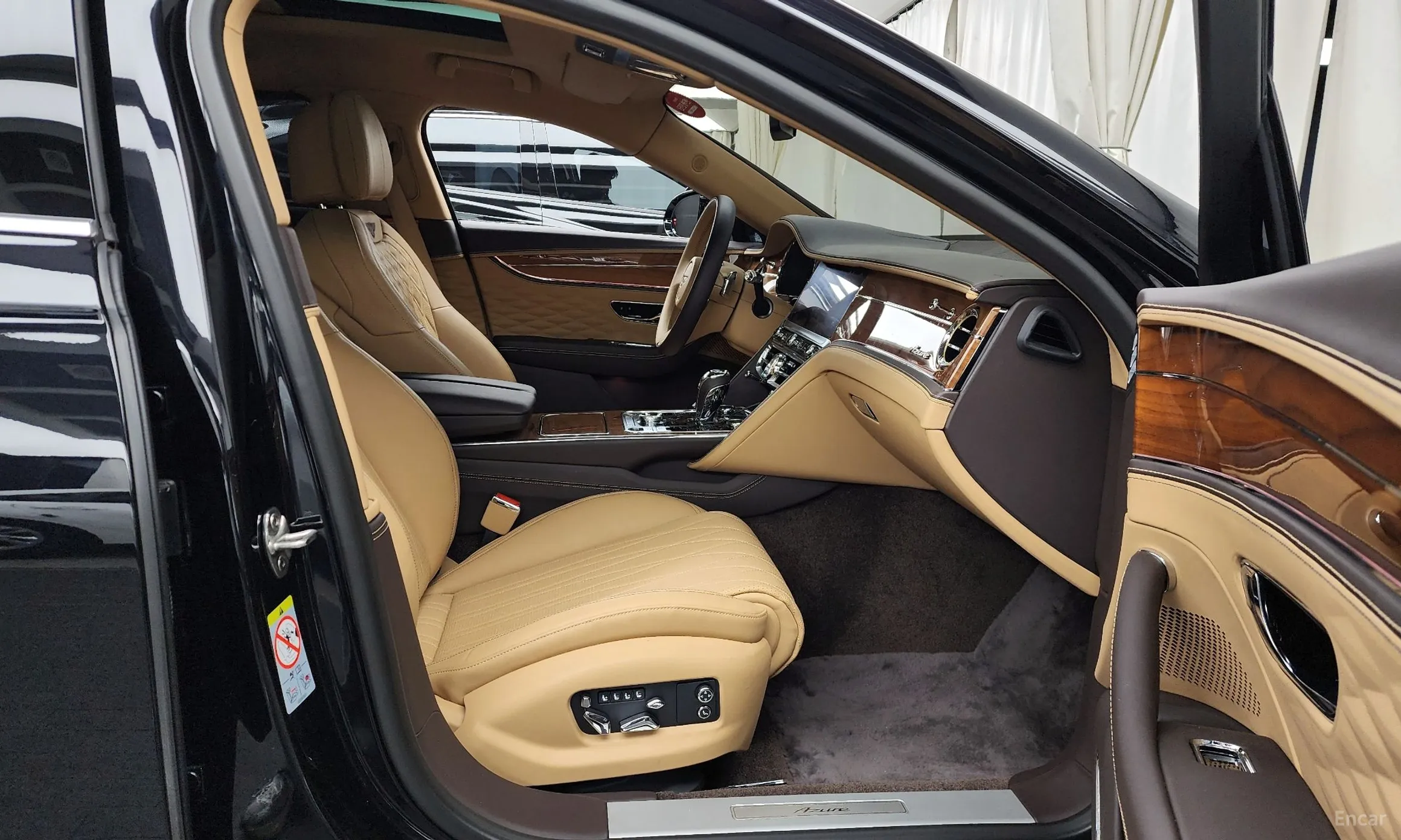 Bentley Flying Spur 3rd Generation превью 11