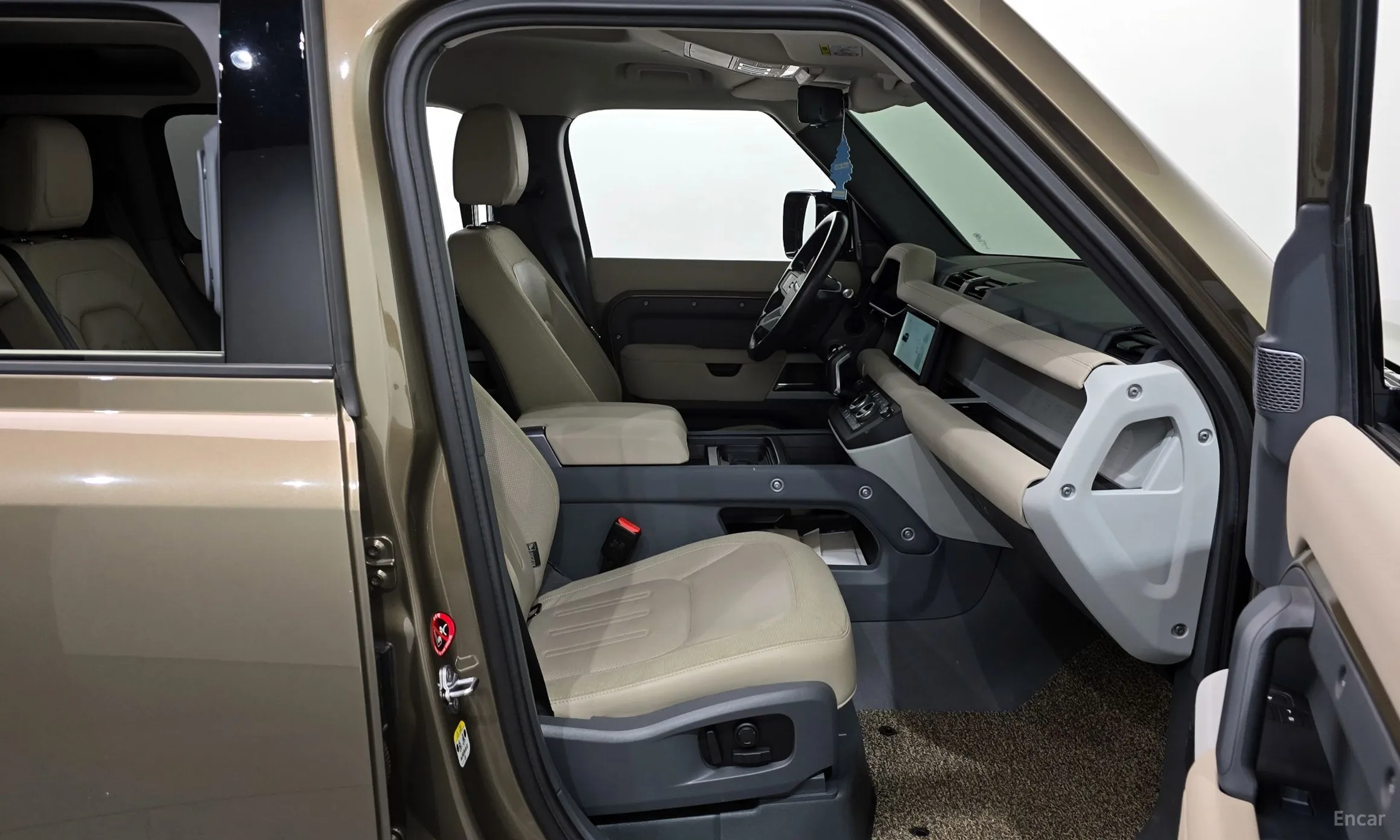Land Rover Defender (L663) превью 11
