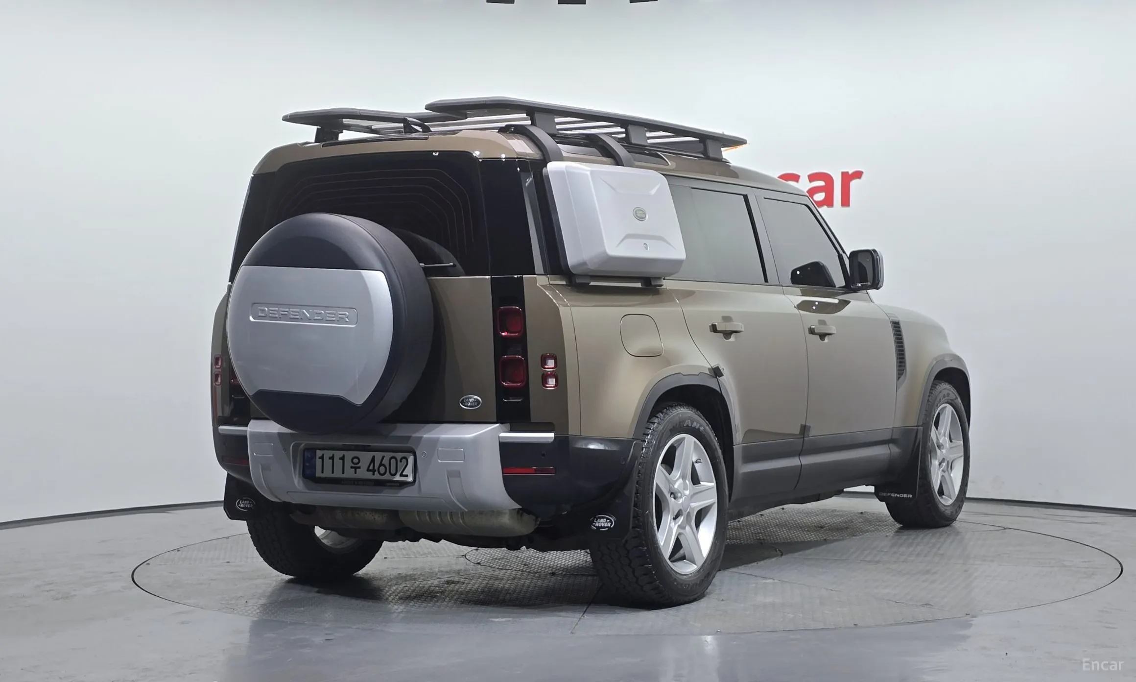 Land Rover Defender (L663)