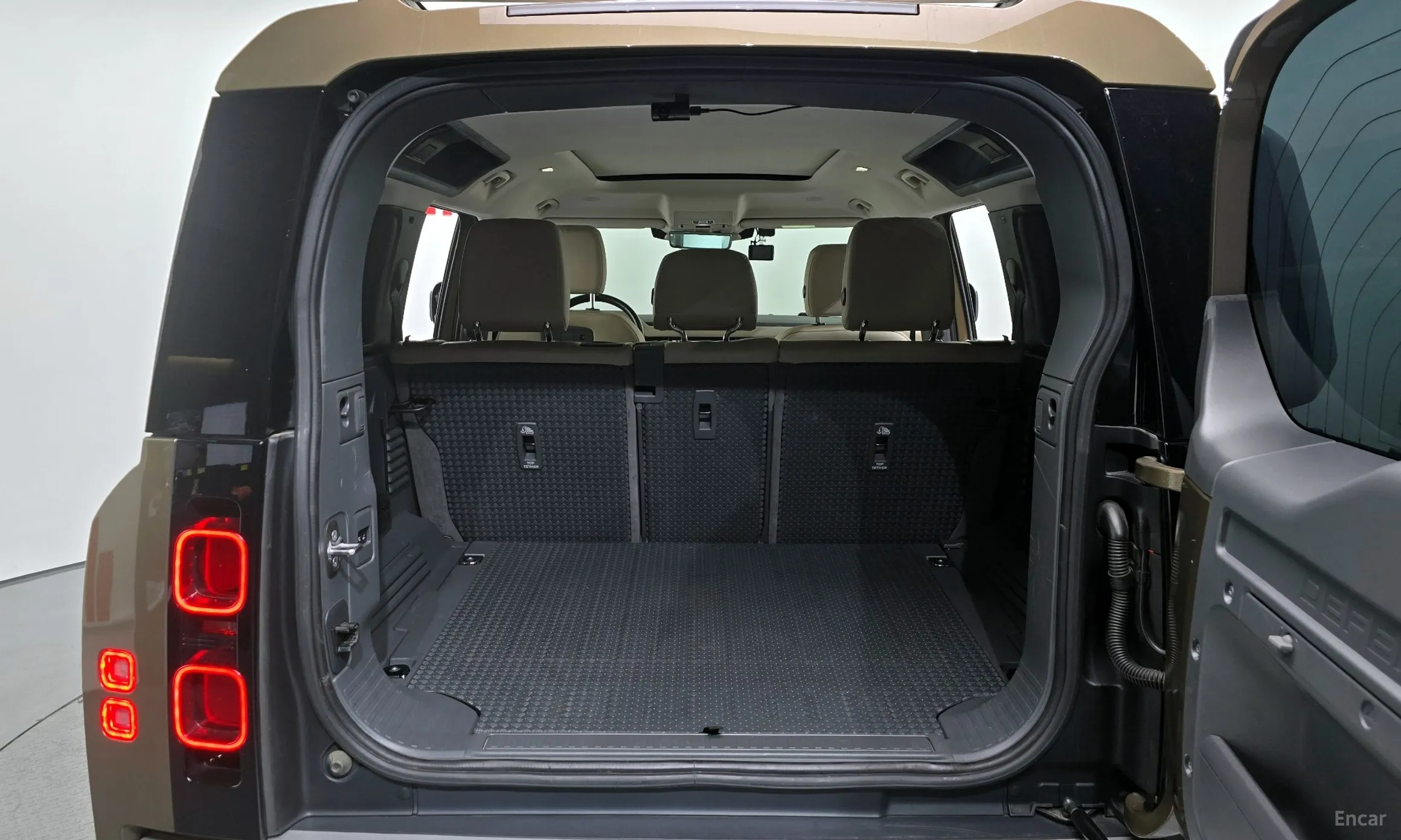 Land Rover Defender (L663) превью 20