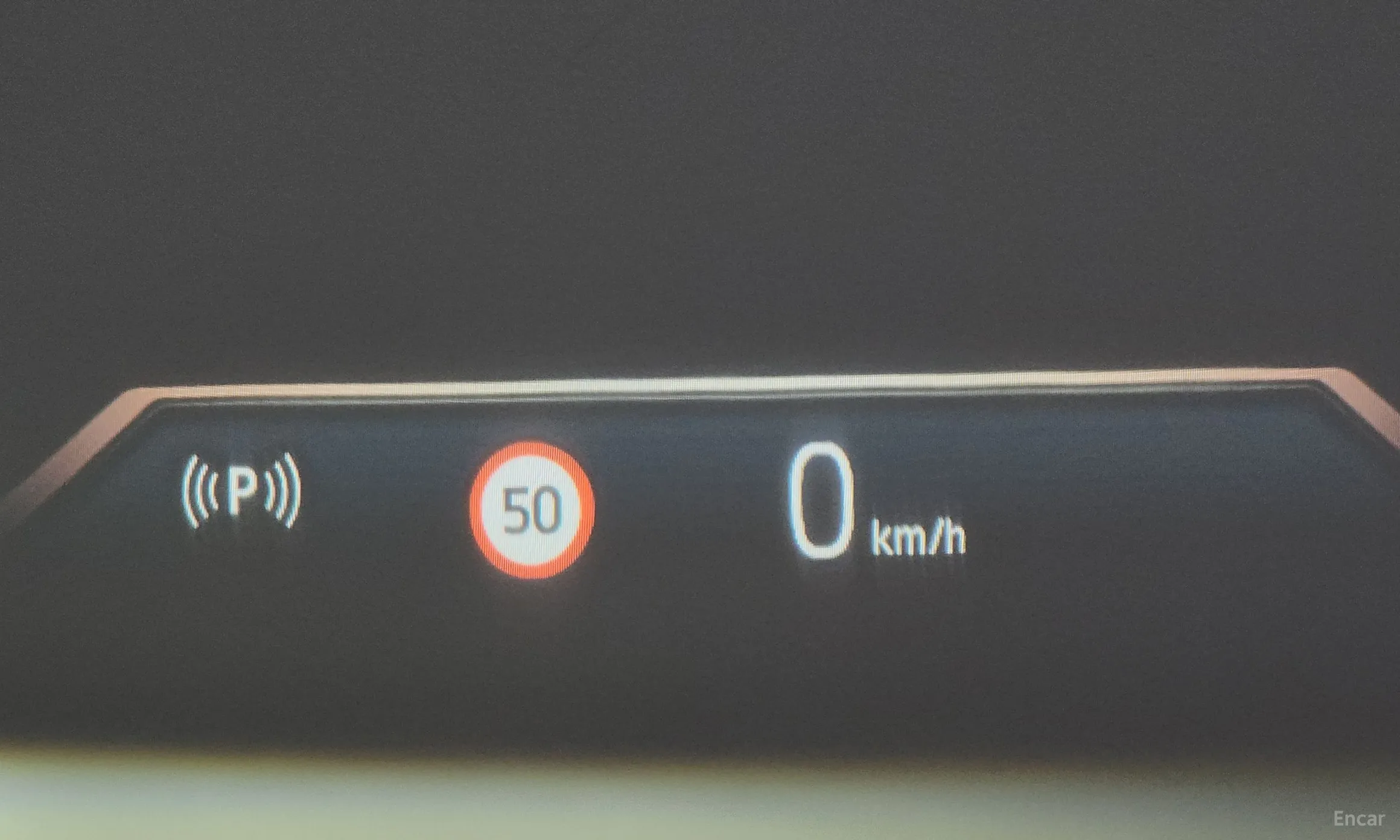BMW 5 Series (G60) превью 17