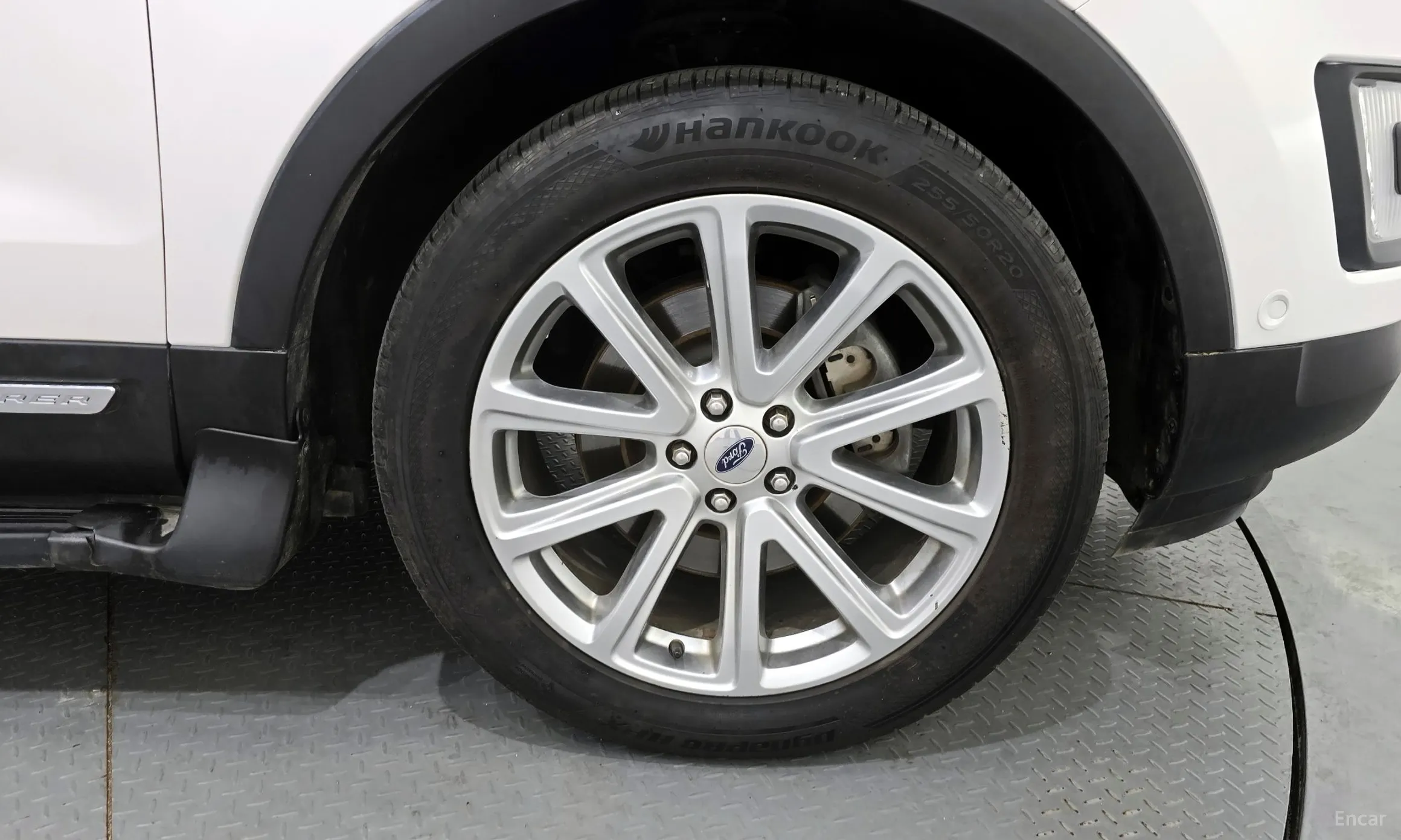 Ford Explorer превью 5