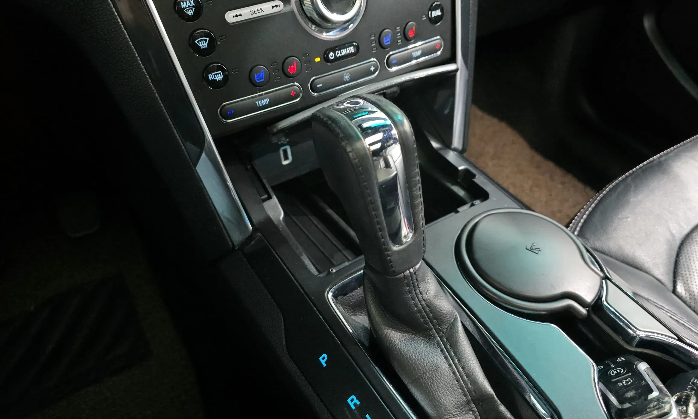 Ford Explorer превью 9