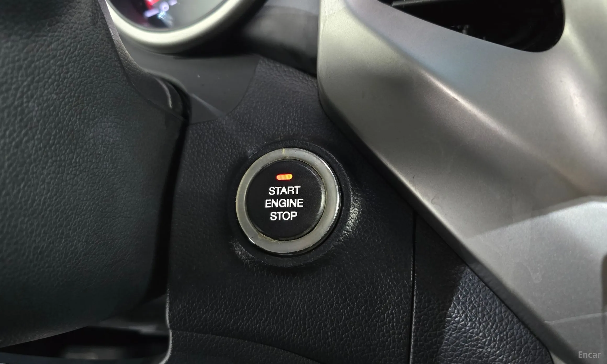 KG Mobility (SsangYong) Tivoli Armor превью 17