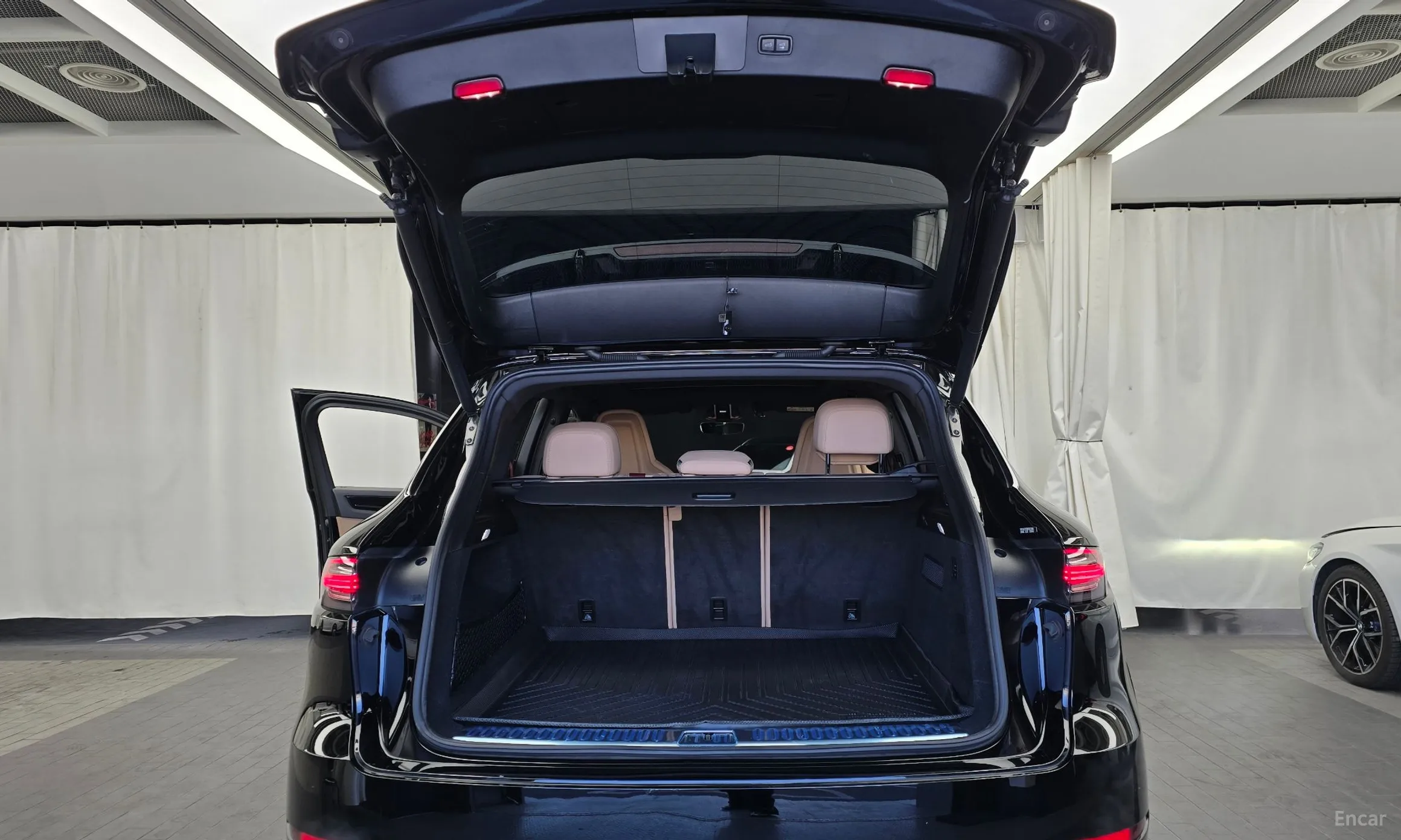 Porsche Cayenne (PO536) превью 20
