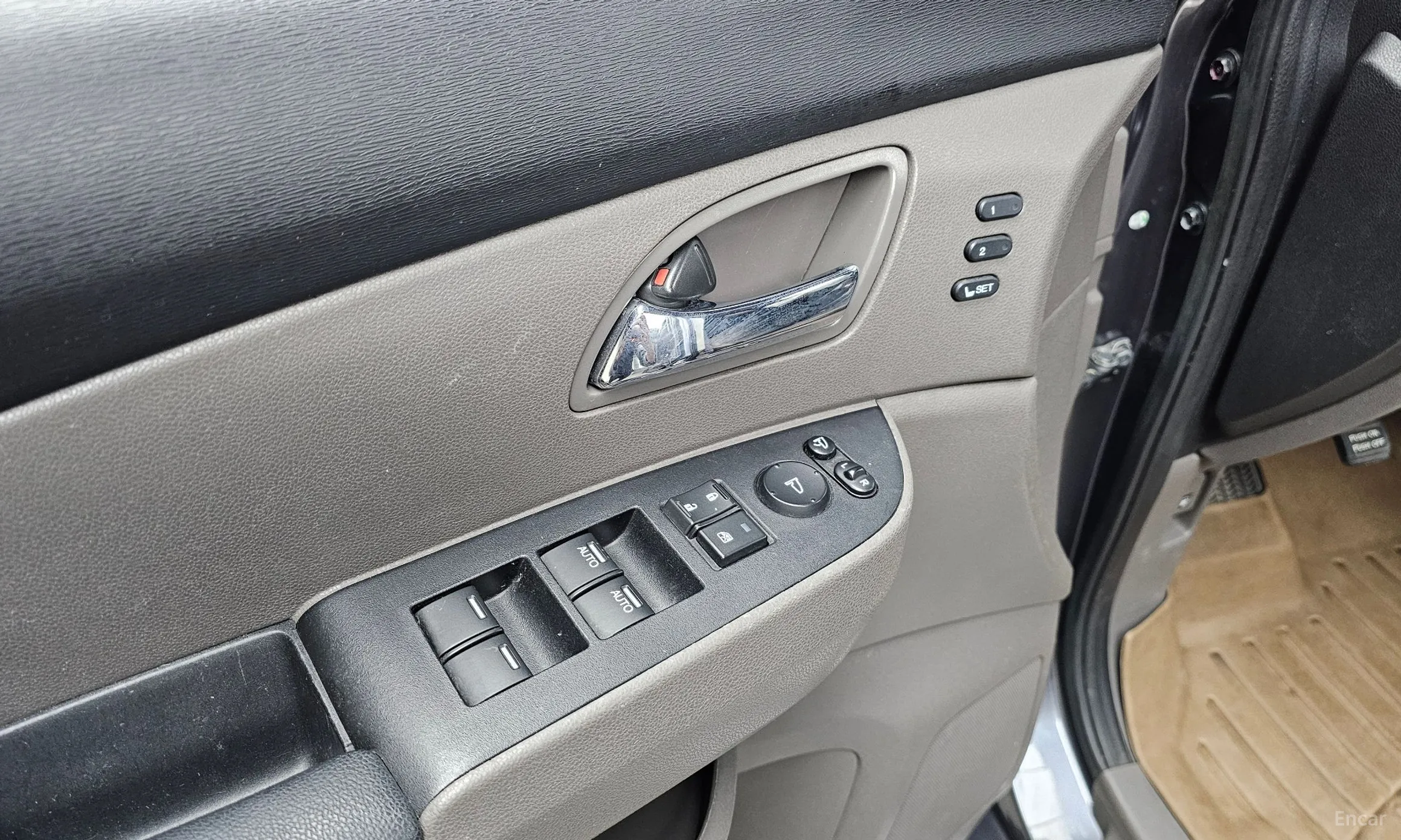 Honda Odyssey превью 14