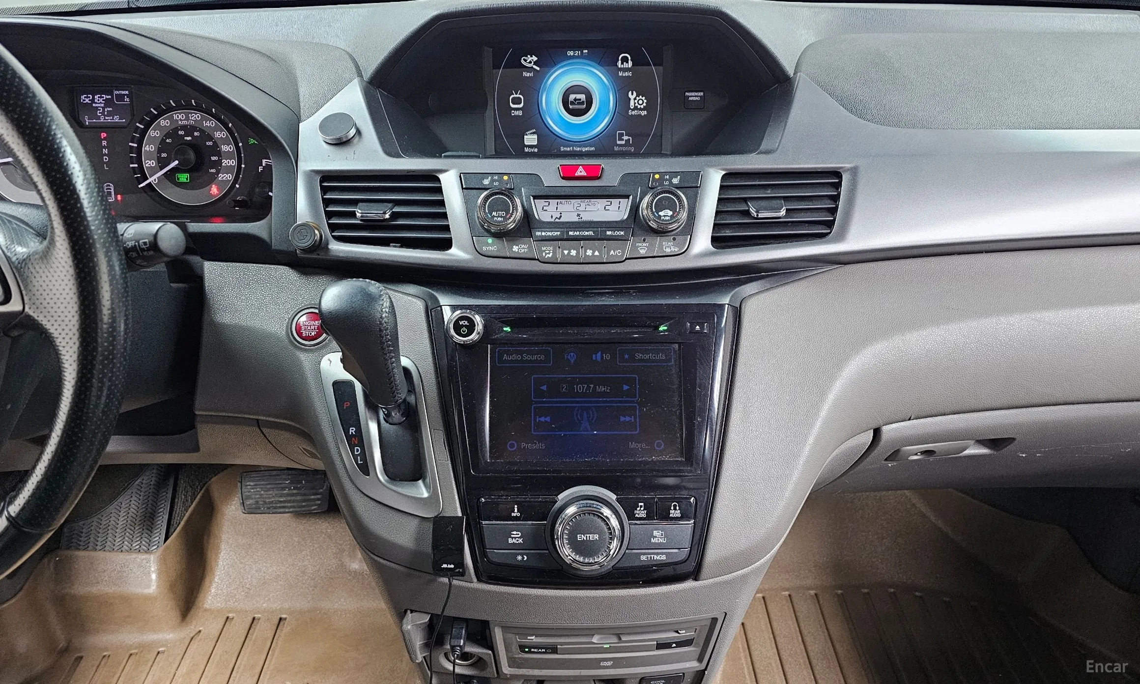 Honda Odyssey превью 16