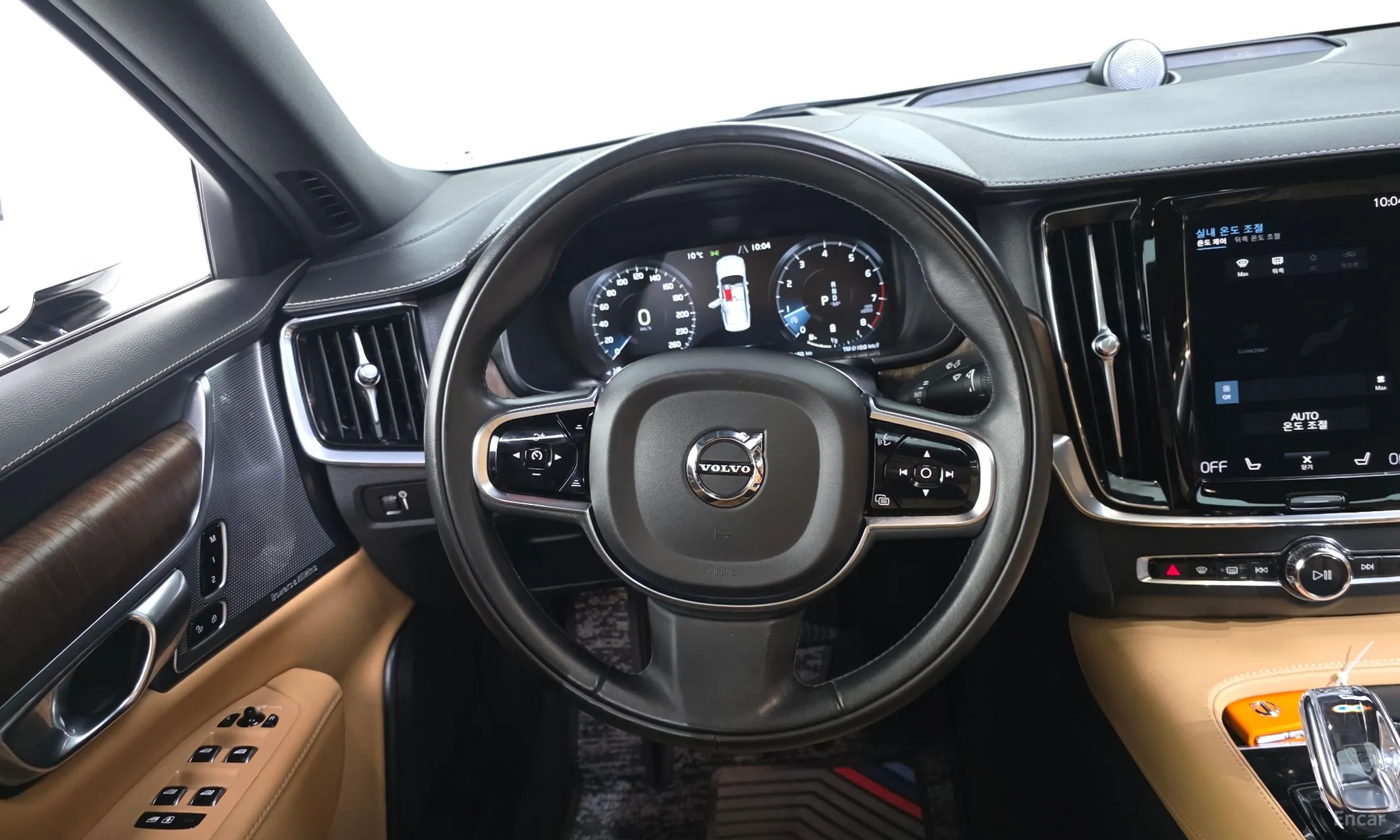 Volvo S90 превью 13
