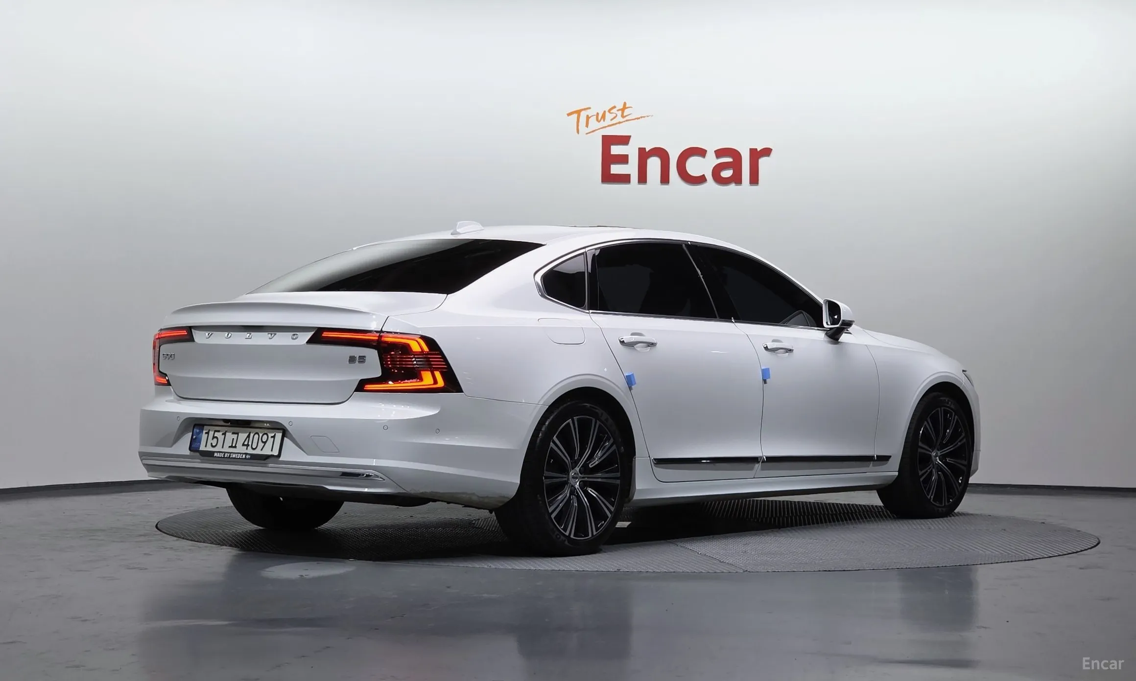 Volvo S90