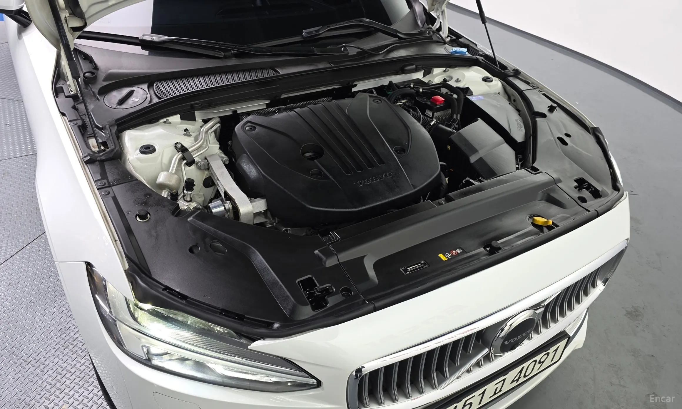 Volvo S90 превью 6