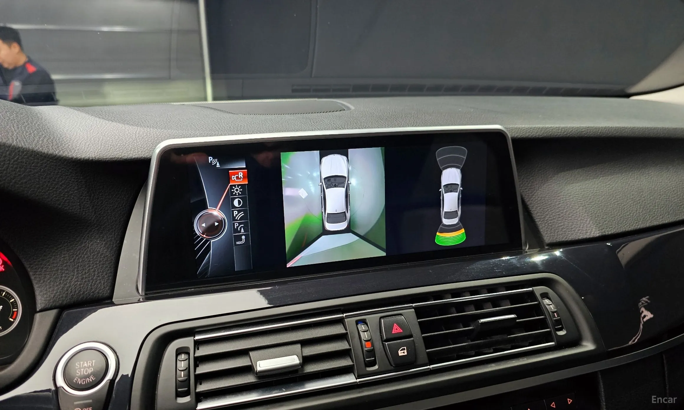 BMW 5 Series (F10) превью 17