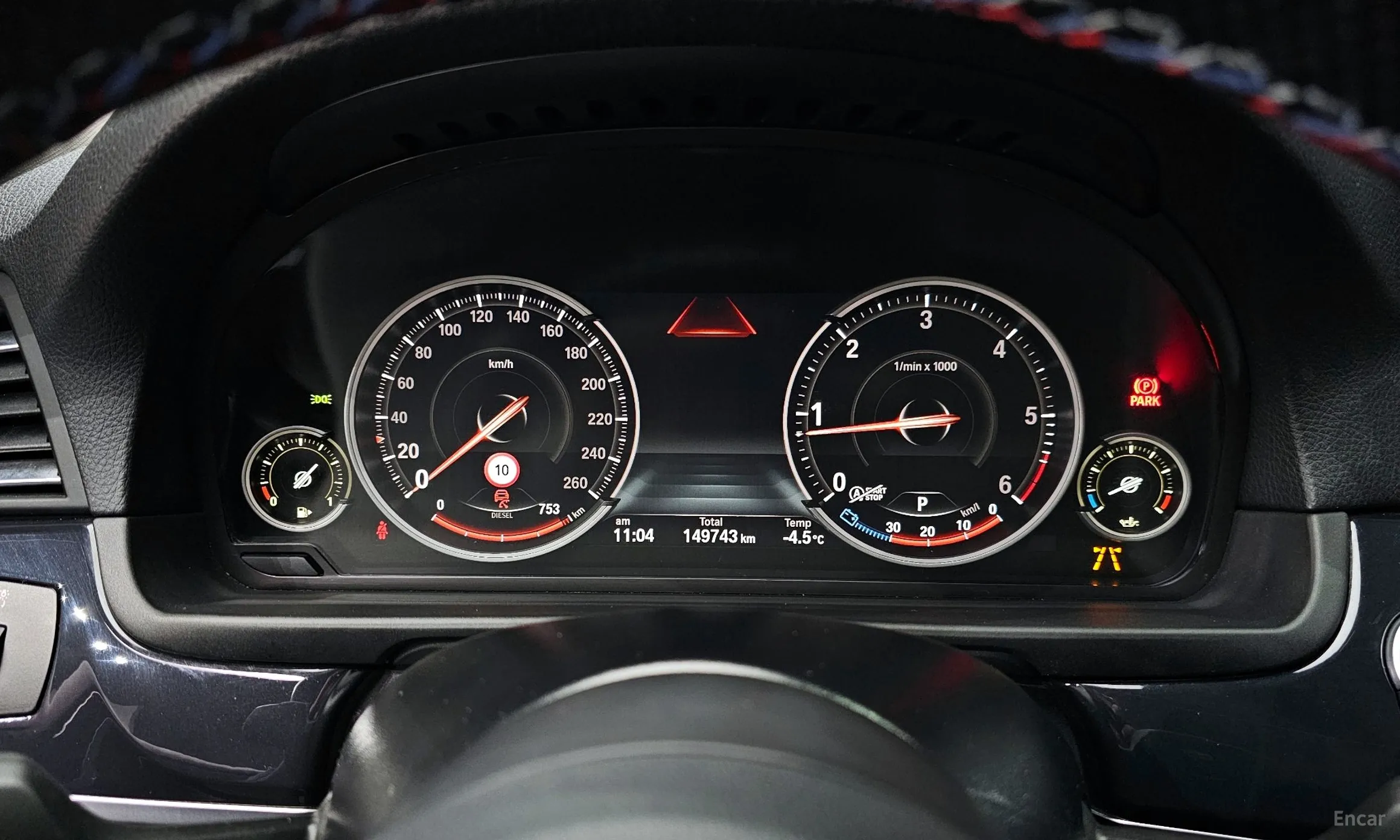 BMW 5 Series (F10) превью 8
