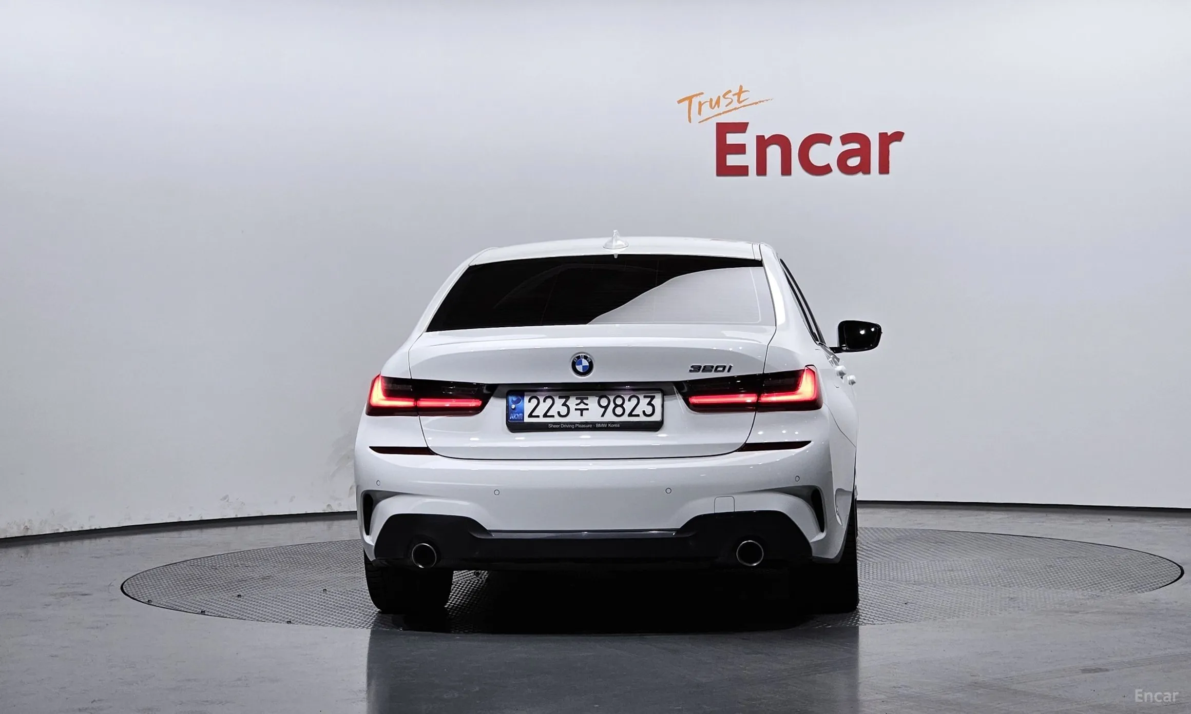 BMW 3 Series (G20) превью 4