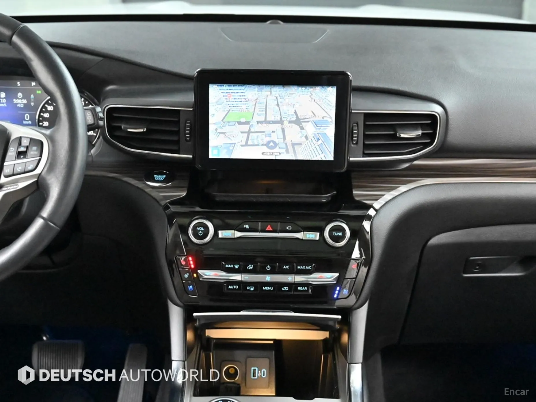 Ford Explorer 6th Generation превью 14