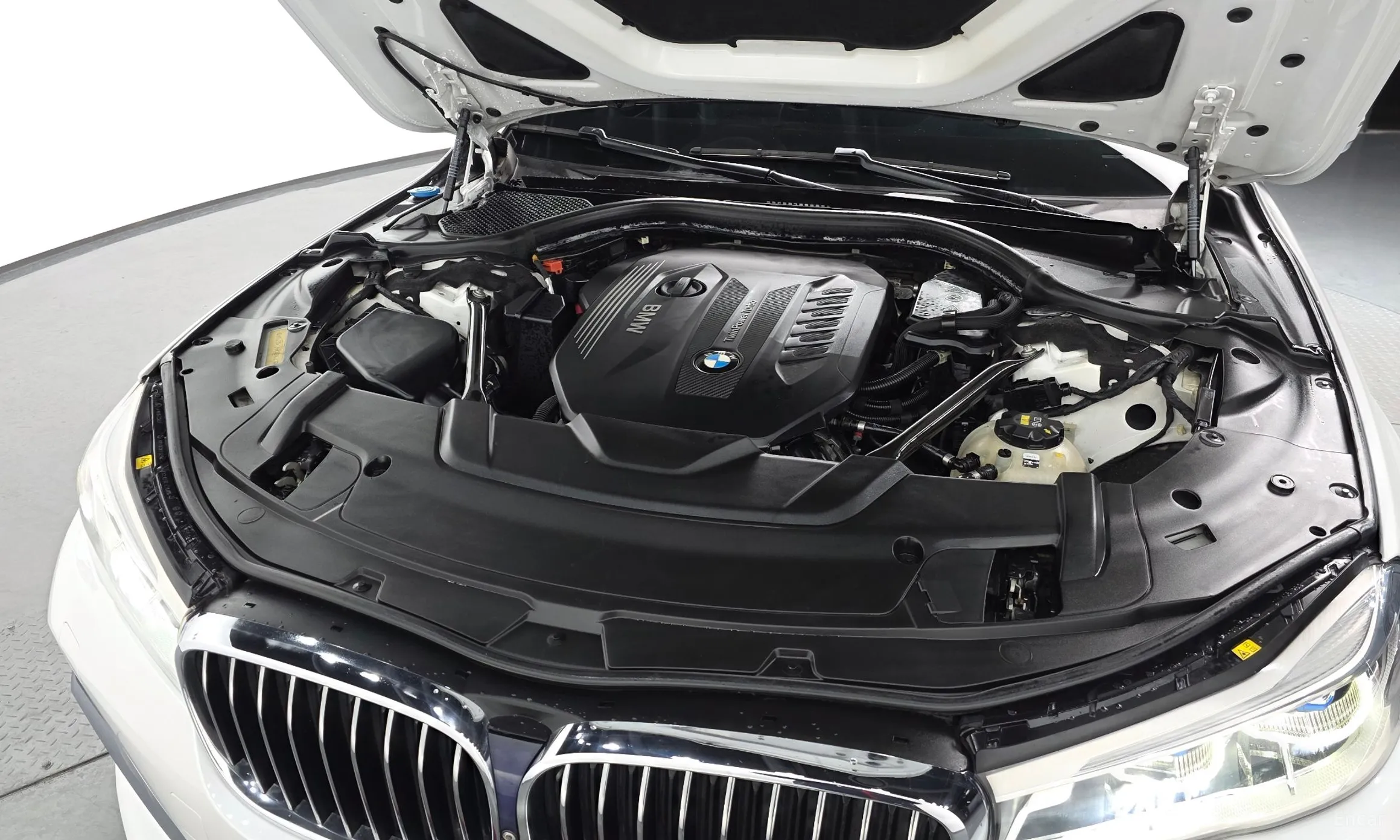 BMW 7 Series (G11) превью 6