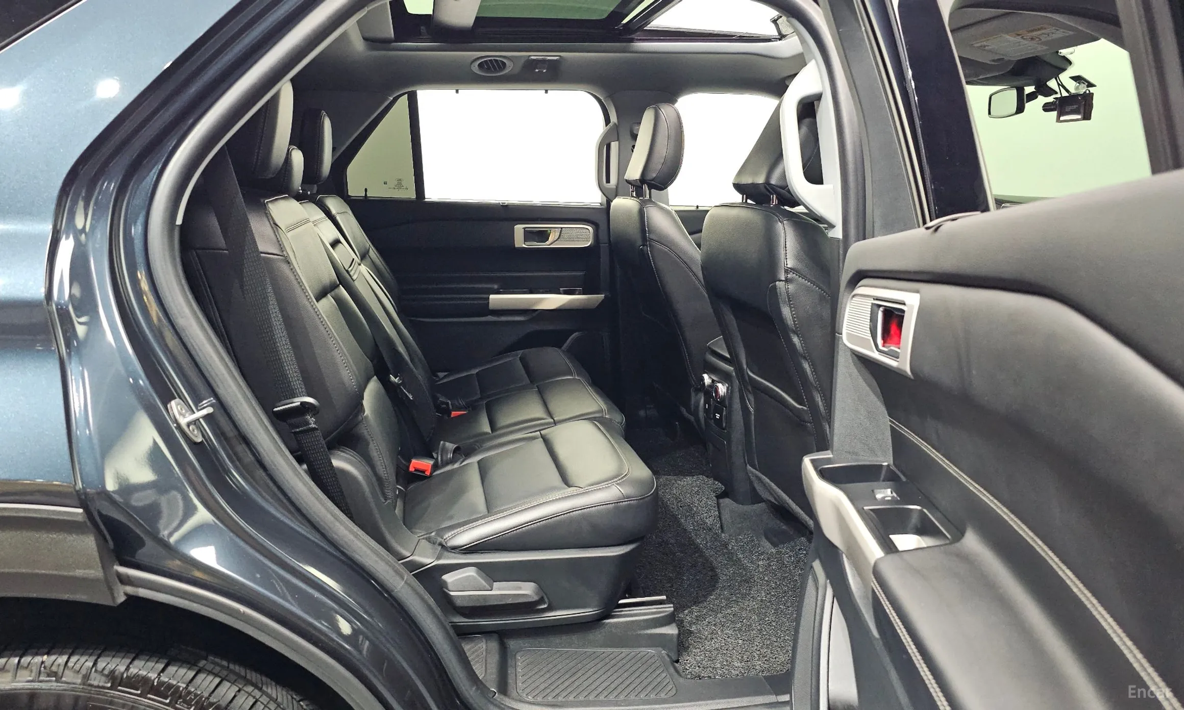Ford Explorer 6th Generation превью 12