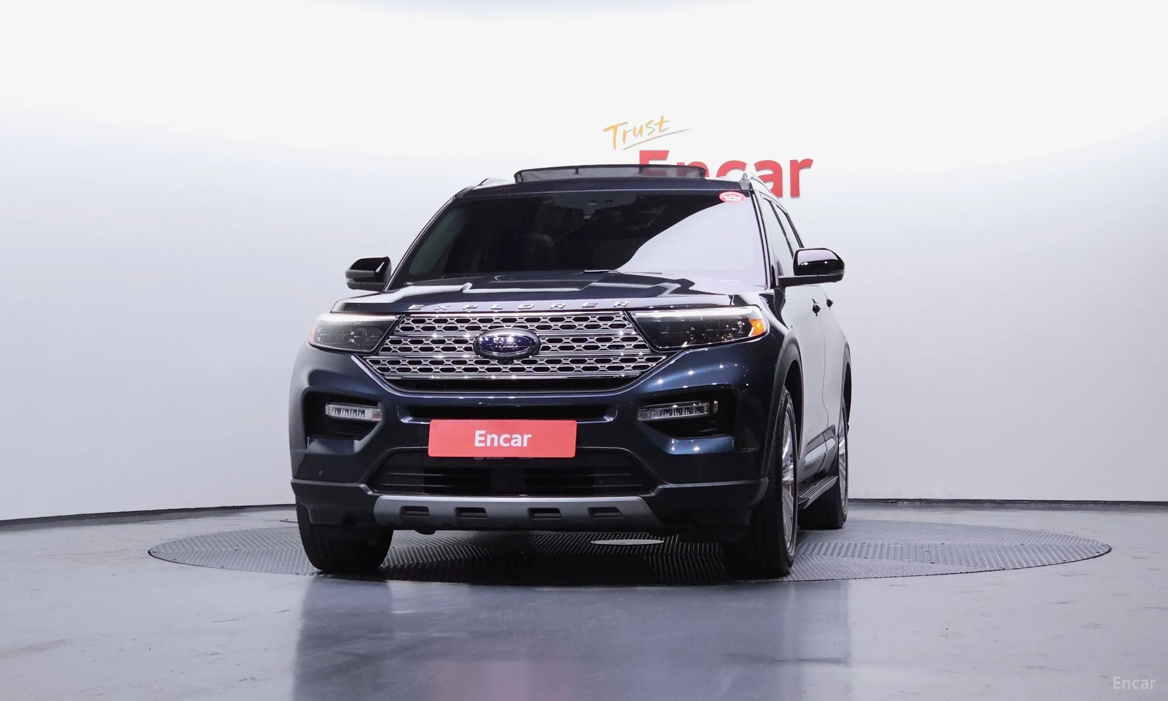 Ford Explorer 6th Generation превью 3