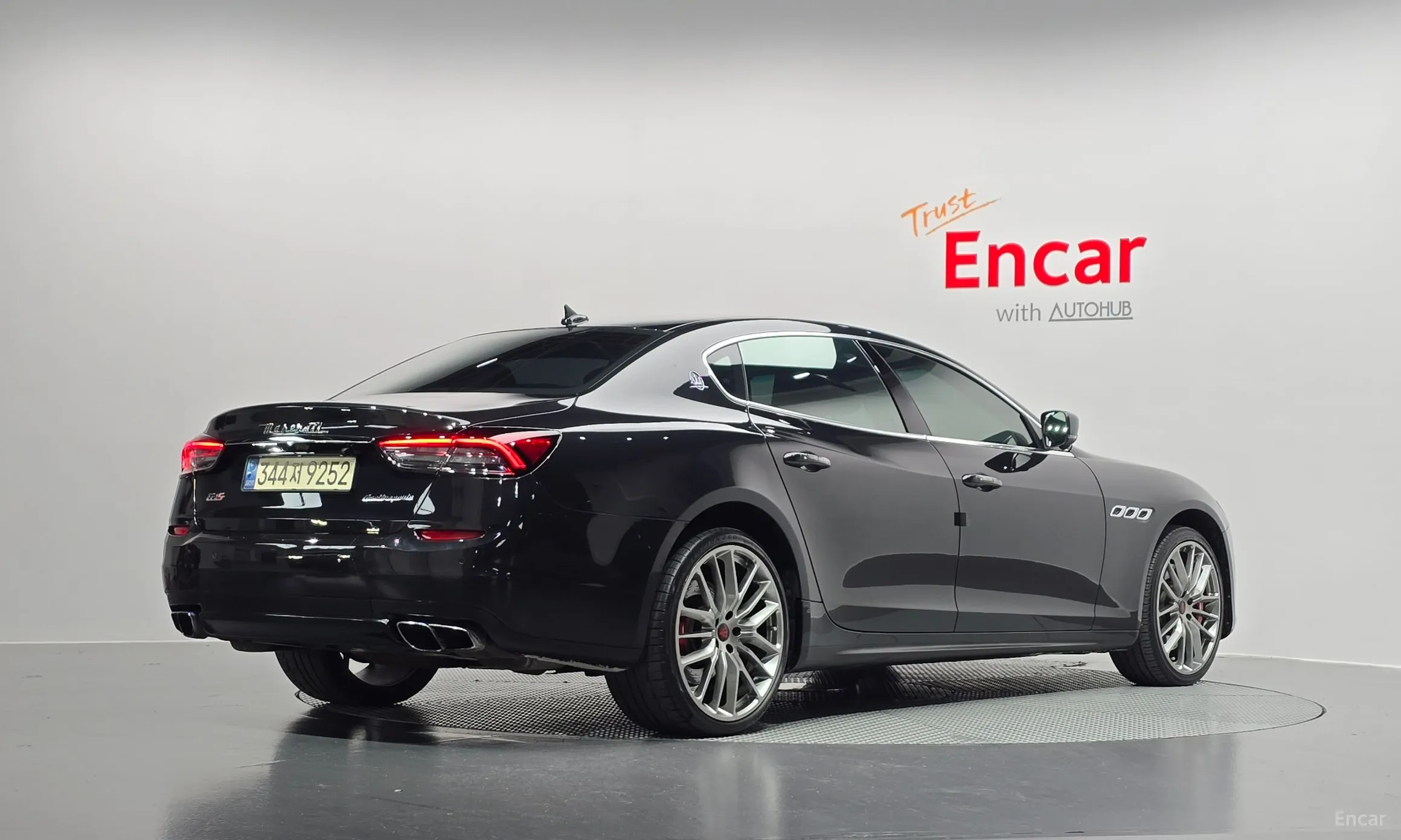 Maserati Quattroporte превью 2