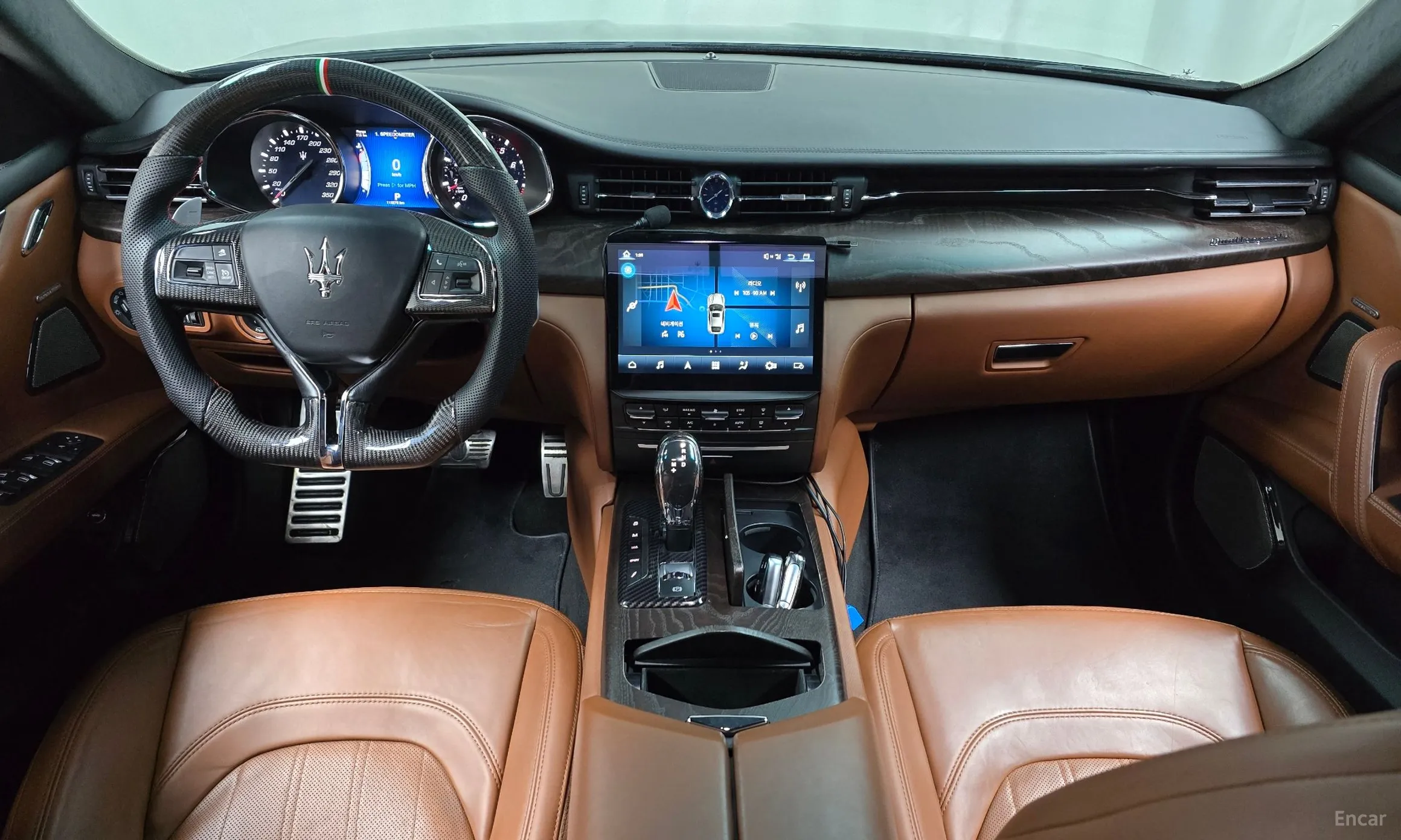 Maserati Quattroporte превью 7