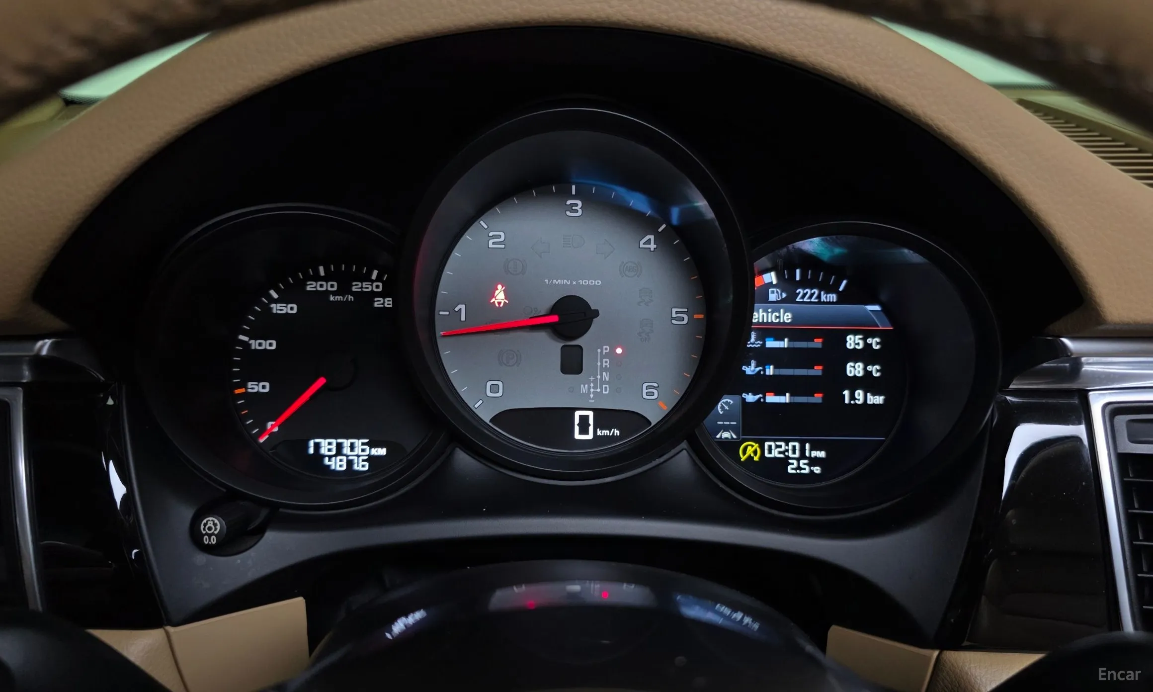 Porsche Macan превью 8