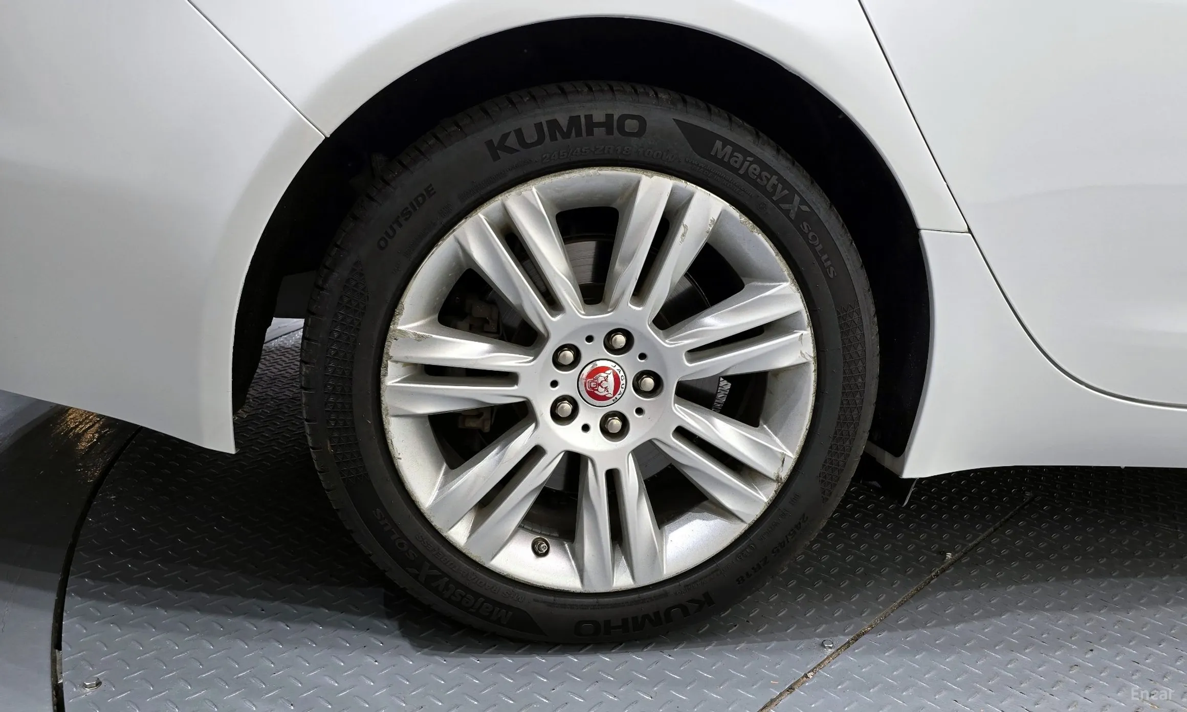 Jaguar XF (x260) превью 5
