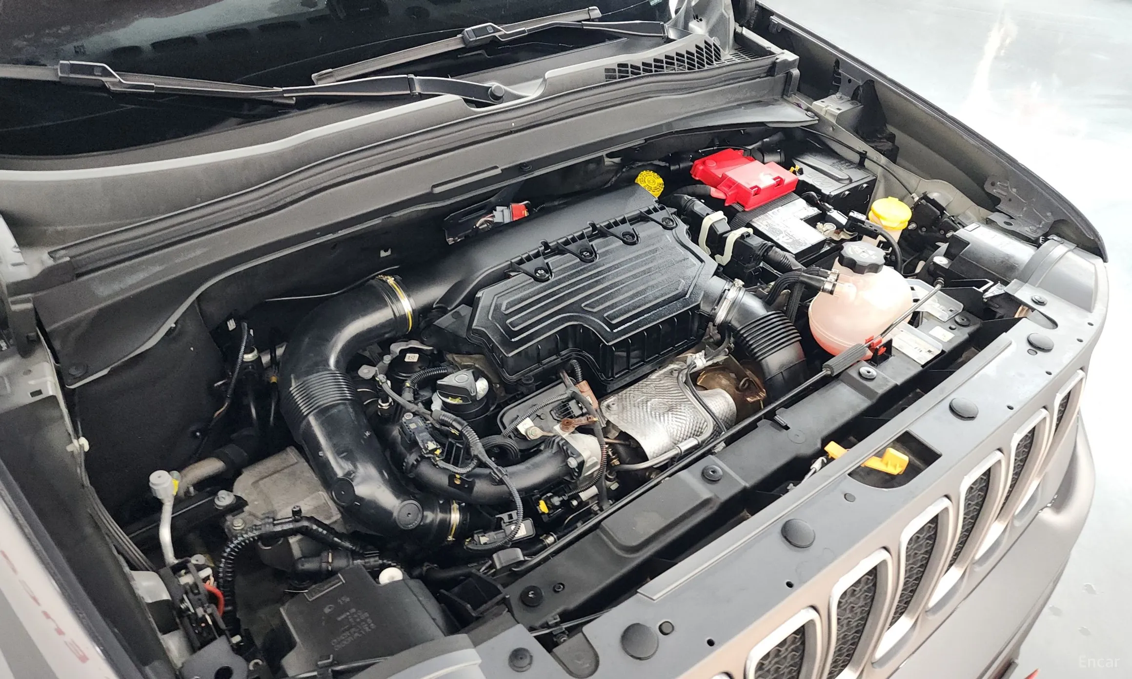Jeep Renegade превью 6