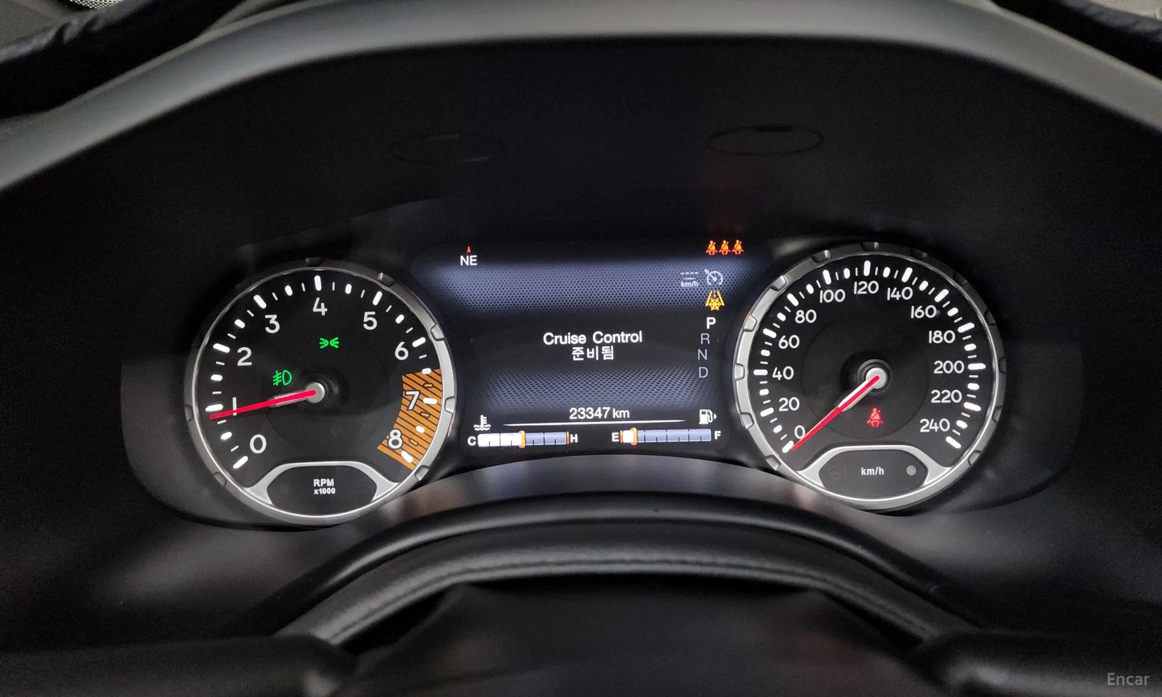 Jeep Renegade превью 8