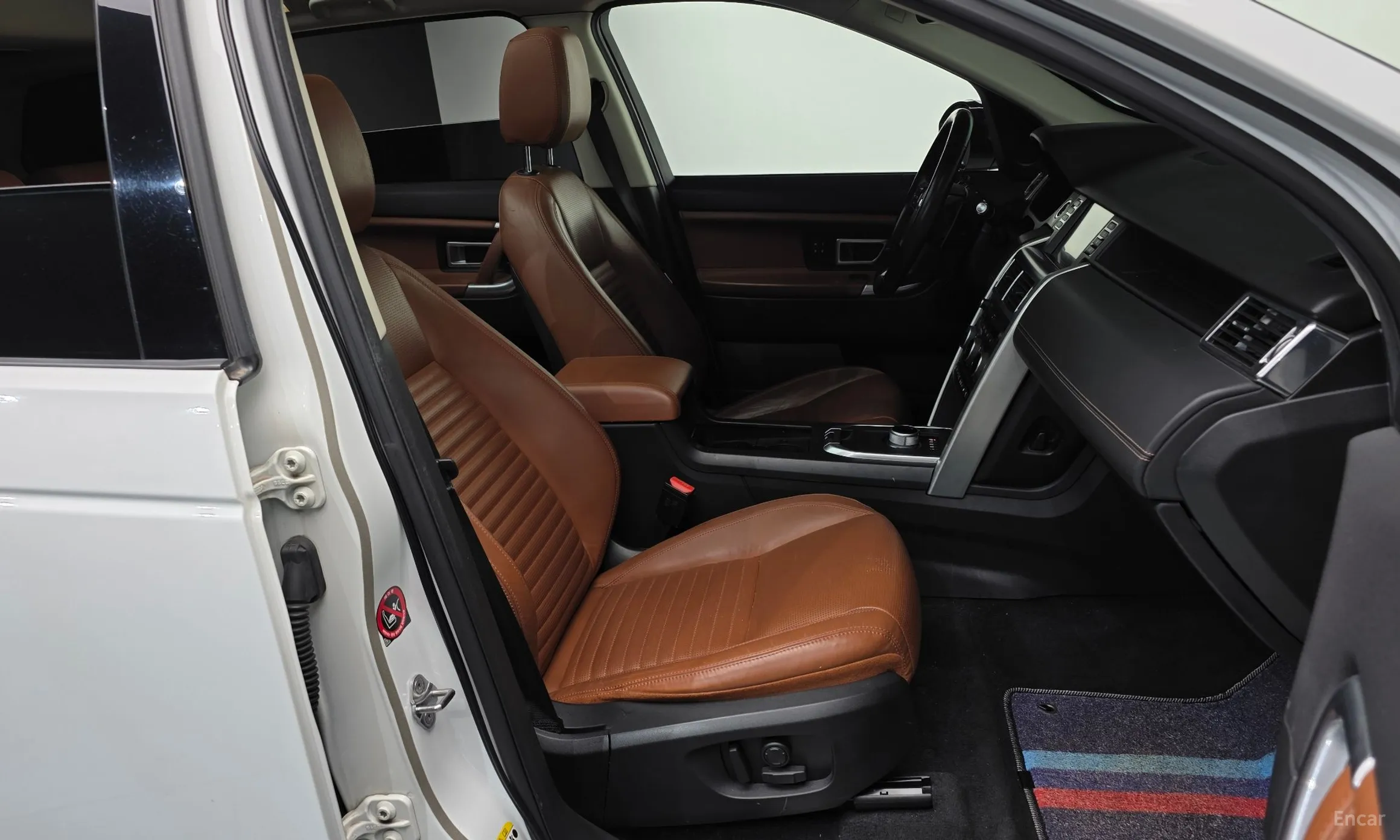 Land Rover Discovery Sports превью 11