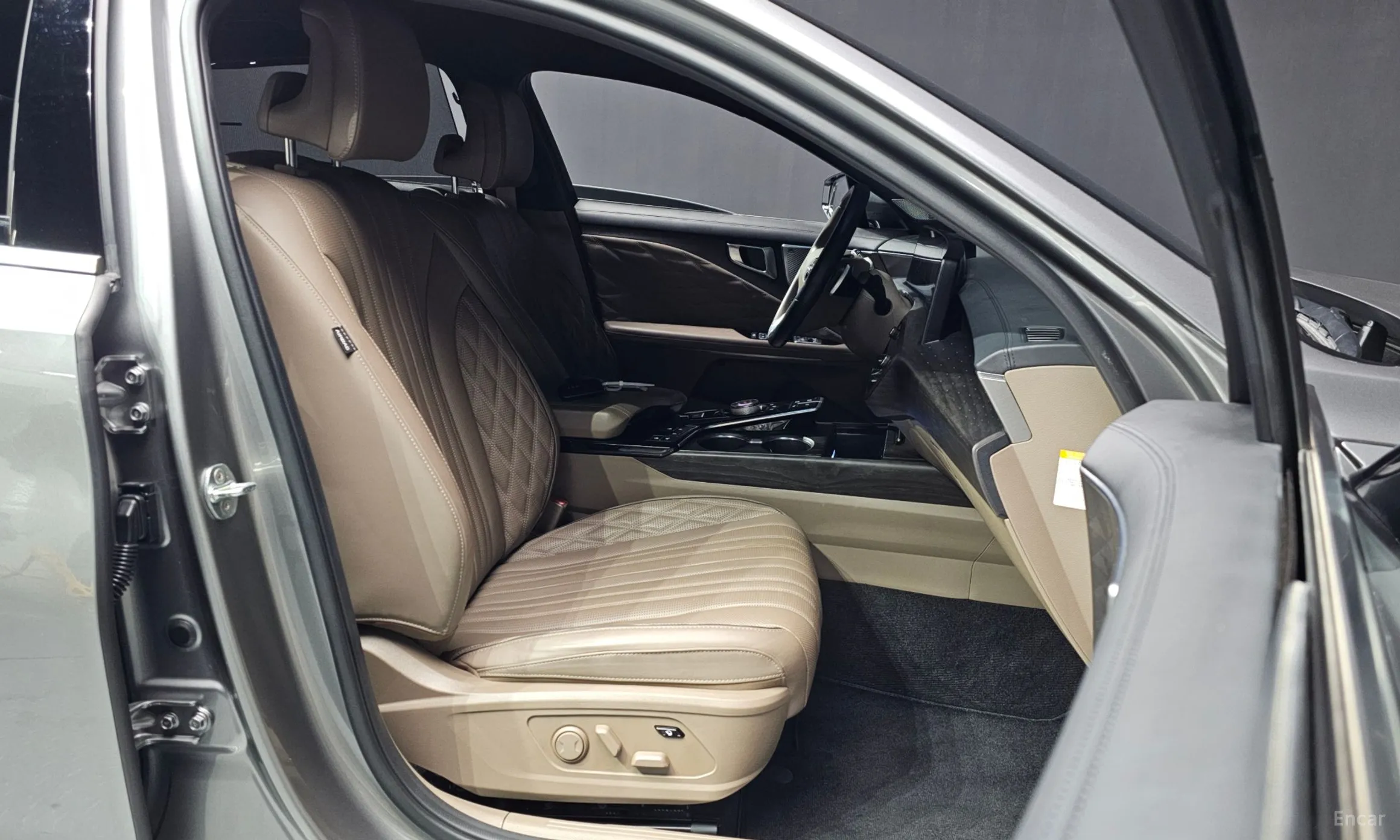 Kia K8 Hybrid превью 11