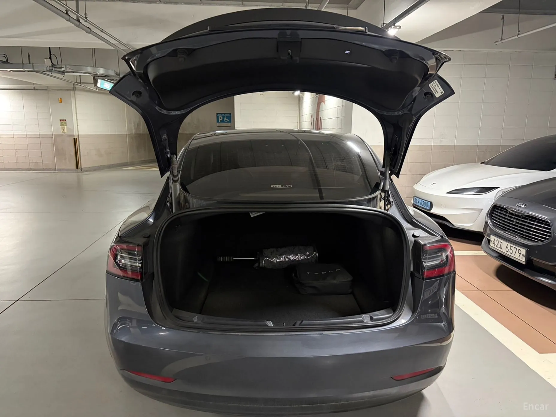 Tesla Model 3 превью 6