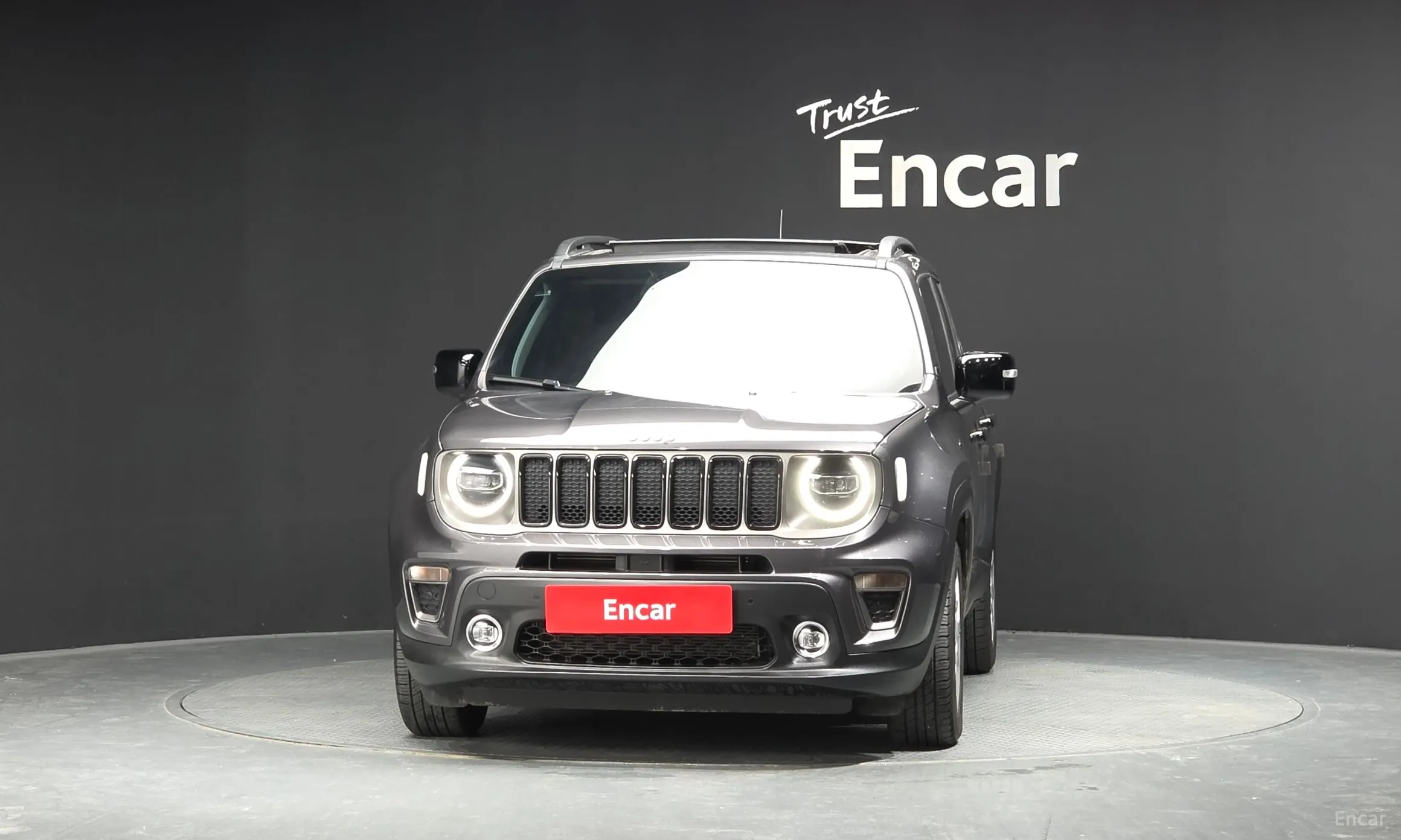 Jeep Renegade превью 3