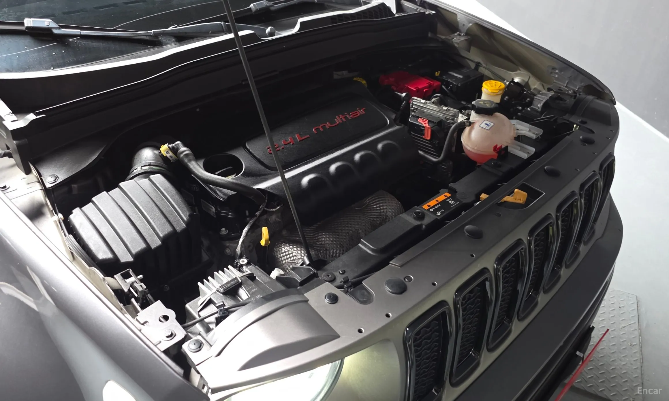 Jeep Renegade превью 6