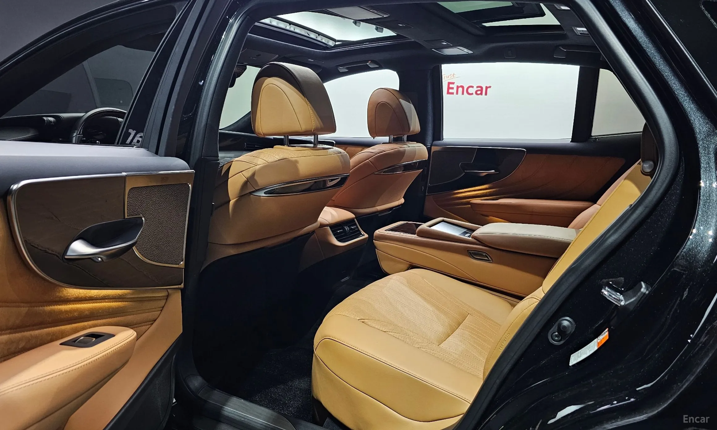 Lexus LS500 5th Generation превью 12