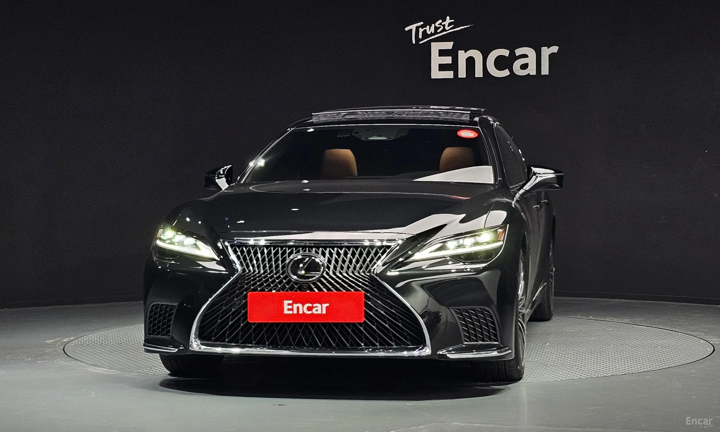 Lexus LS500 5th Generation превью 3