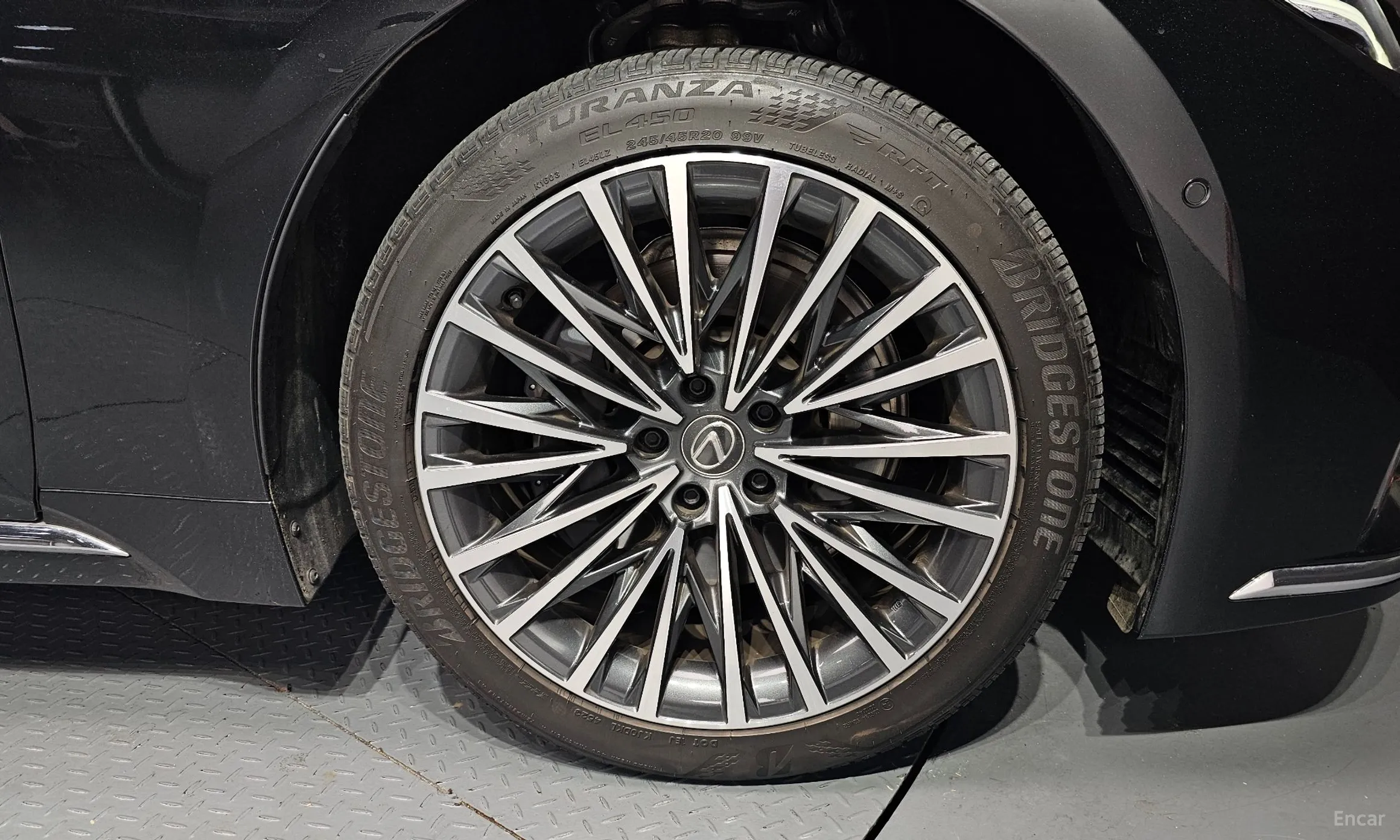 Lexus LS500 5th Generation превью 5