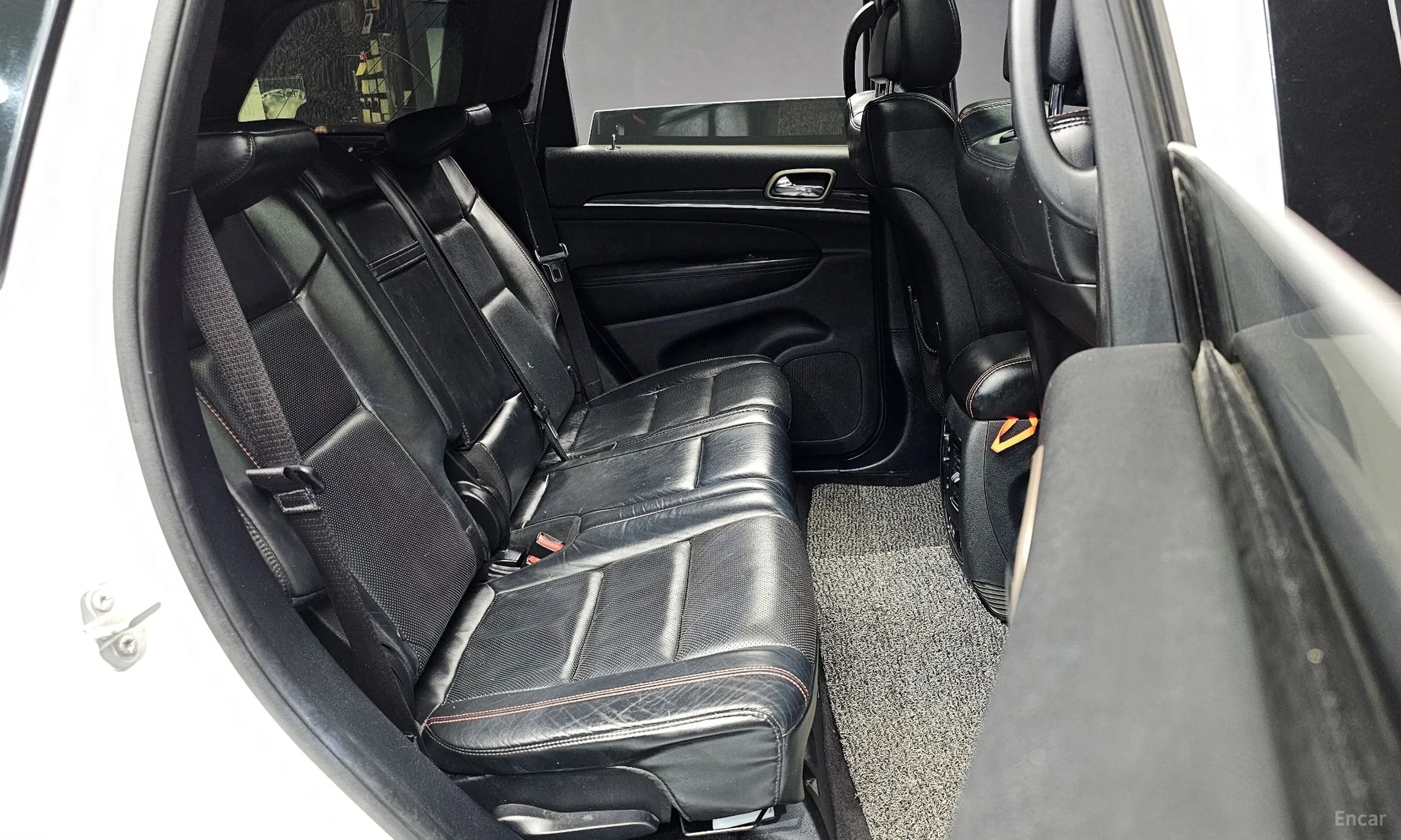Jeep Grand Cherokee превью 12