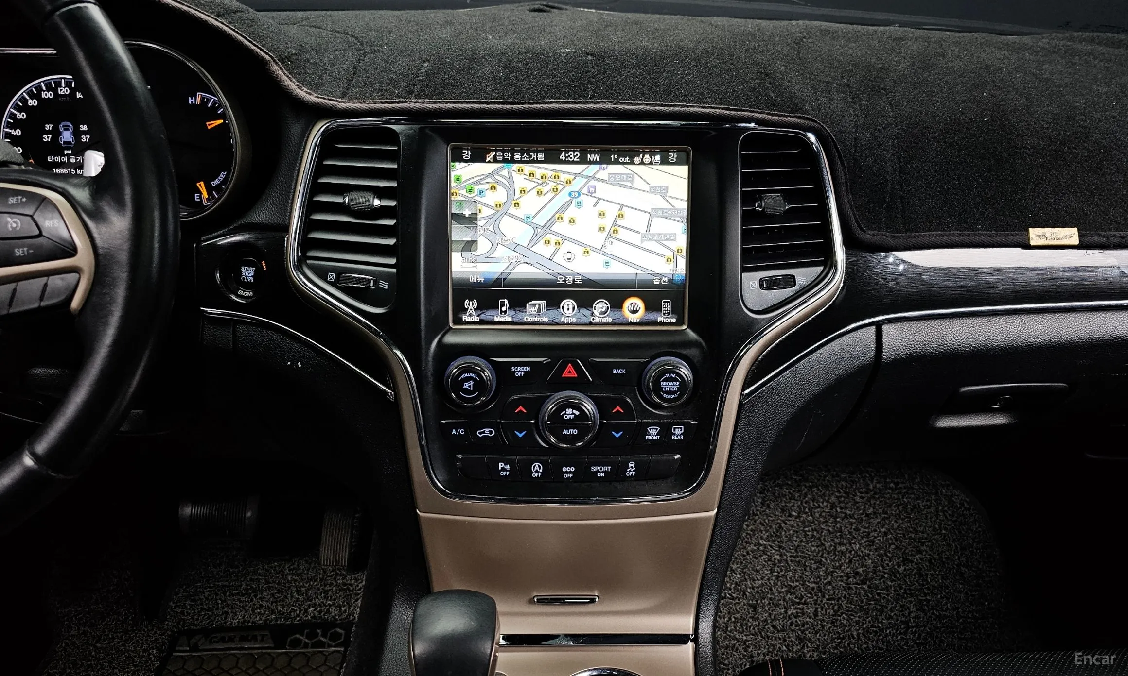 Jeep Grand Cherokee превью 14