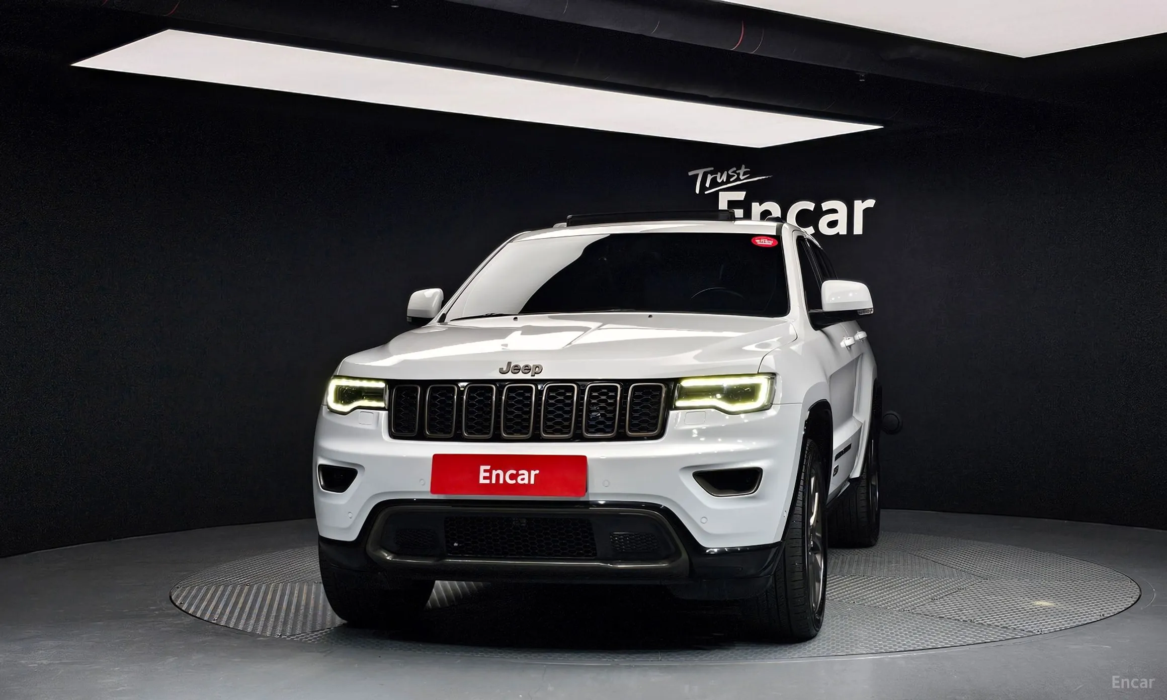 Jeep Grand Cherokee превью 3
