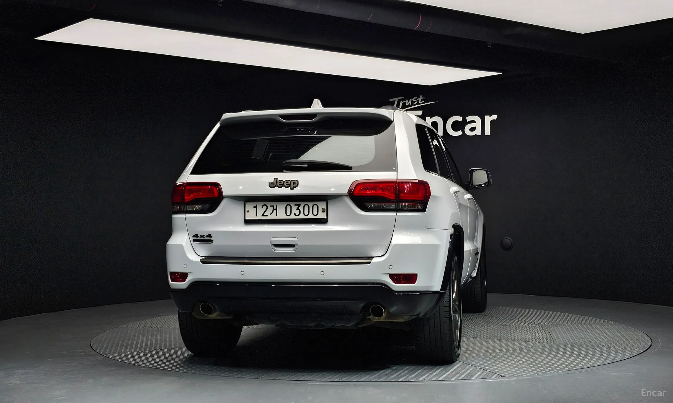 Jeep Grand Cherokee превью 4