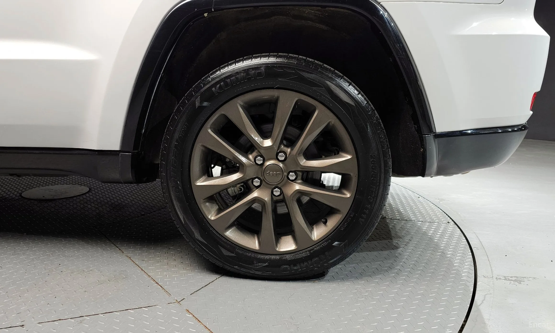 Jeep Grand Cherokee превью 5