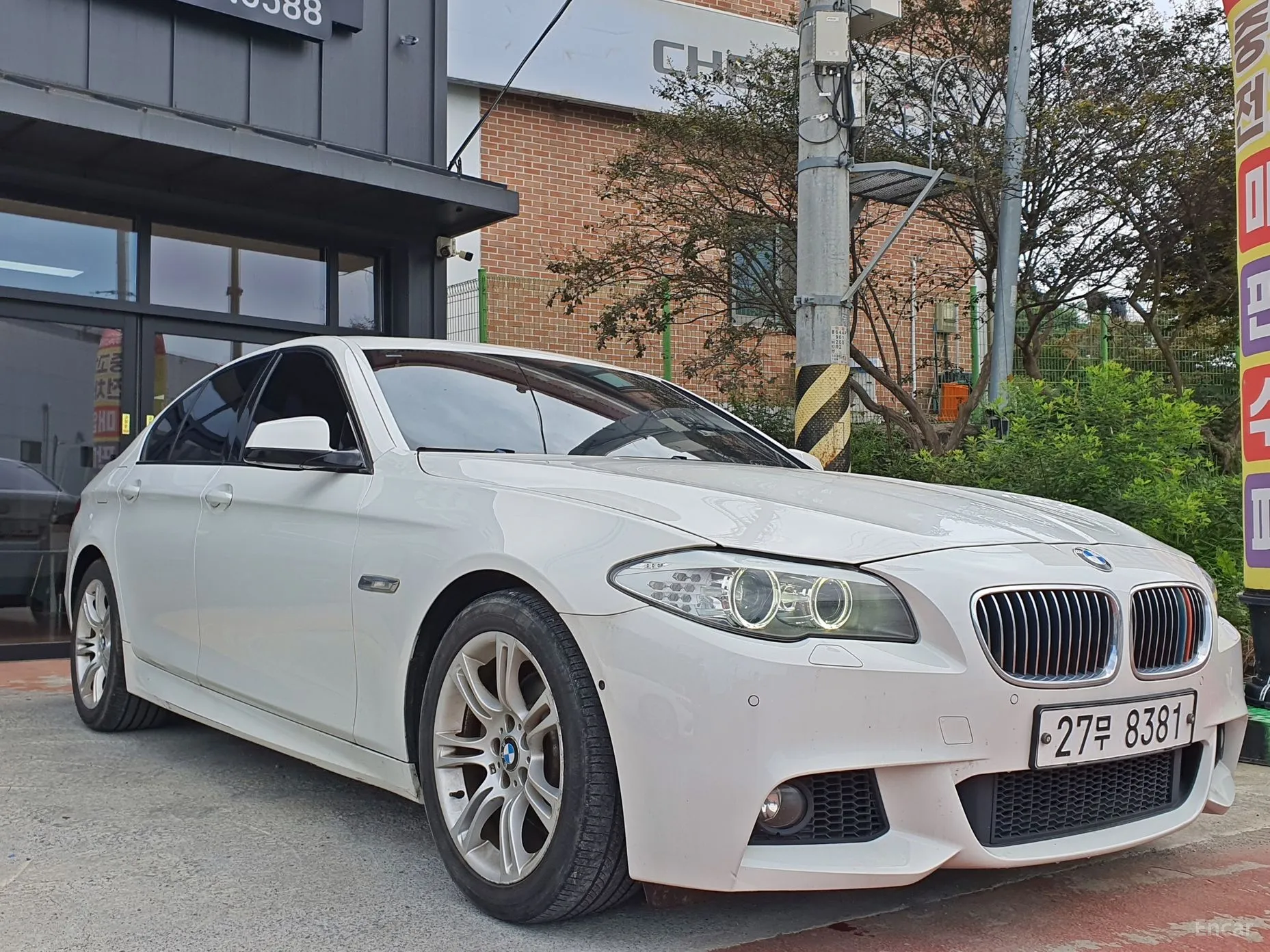 BMW 5 Series (F10) превью 4