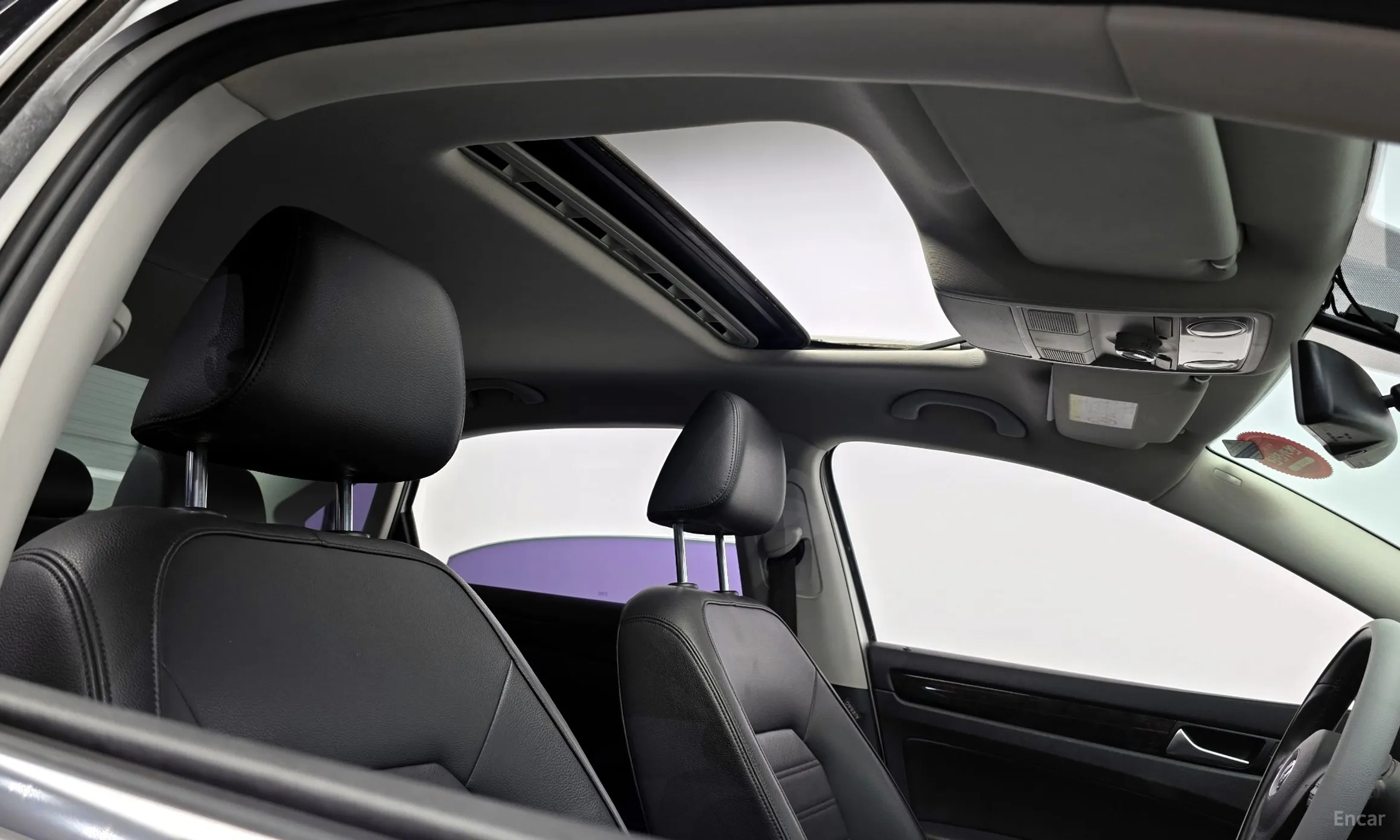 Volkswagen The New Passat превью 20