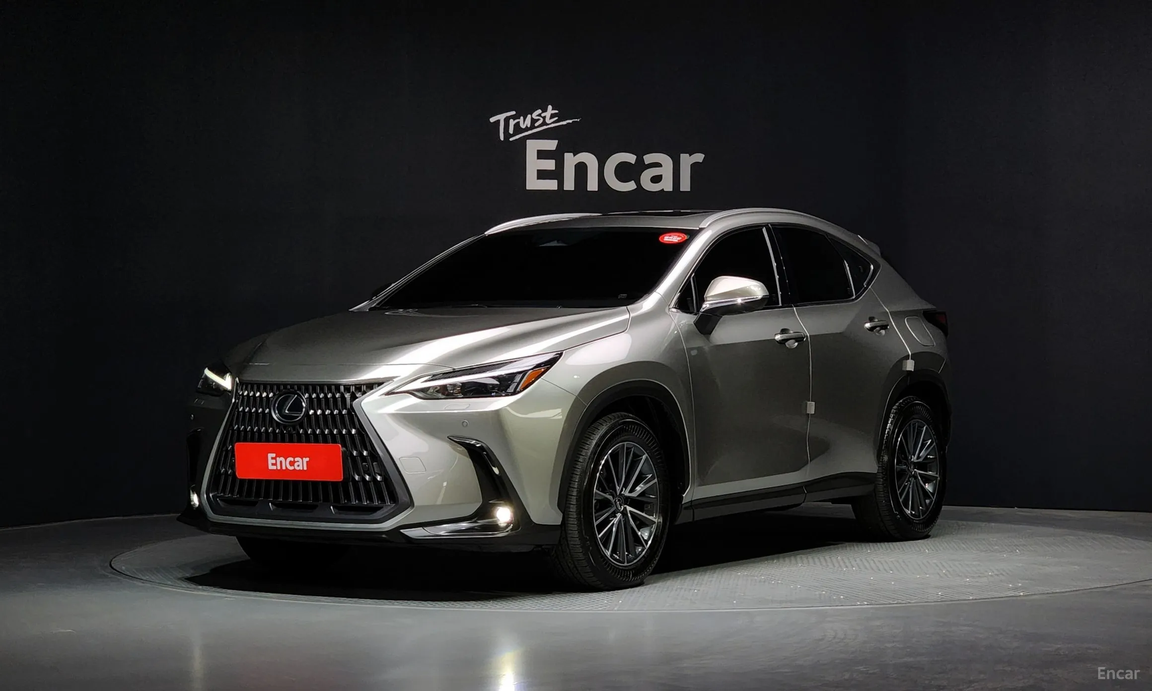 Lexus NX450h + 2nd Gen