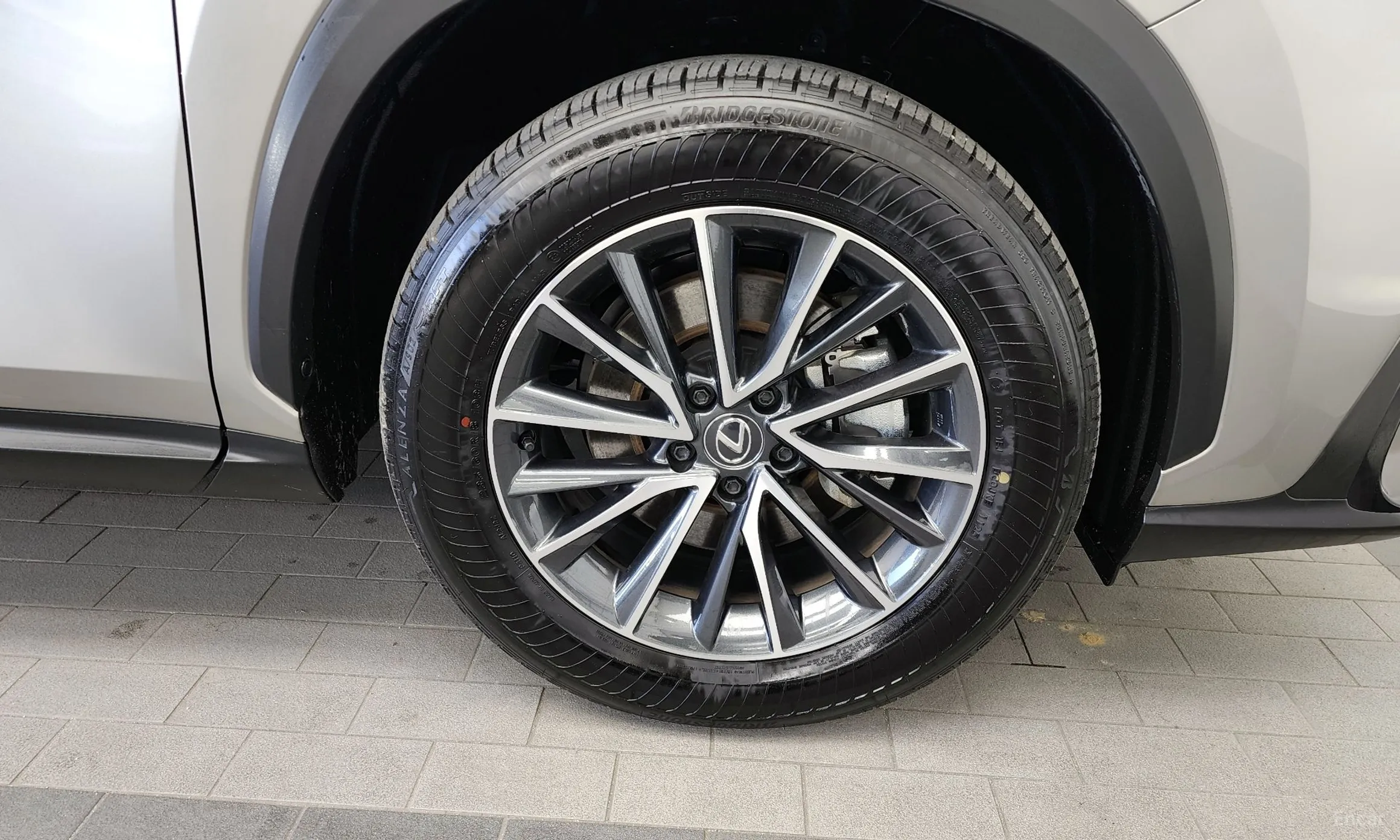 Lexus NX450h + 2nd Gen превью 5