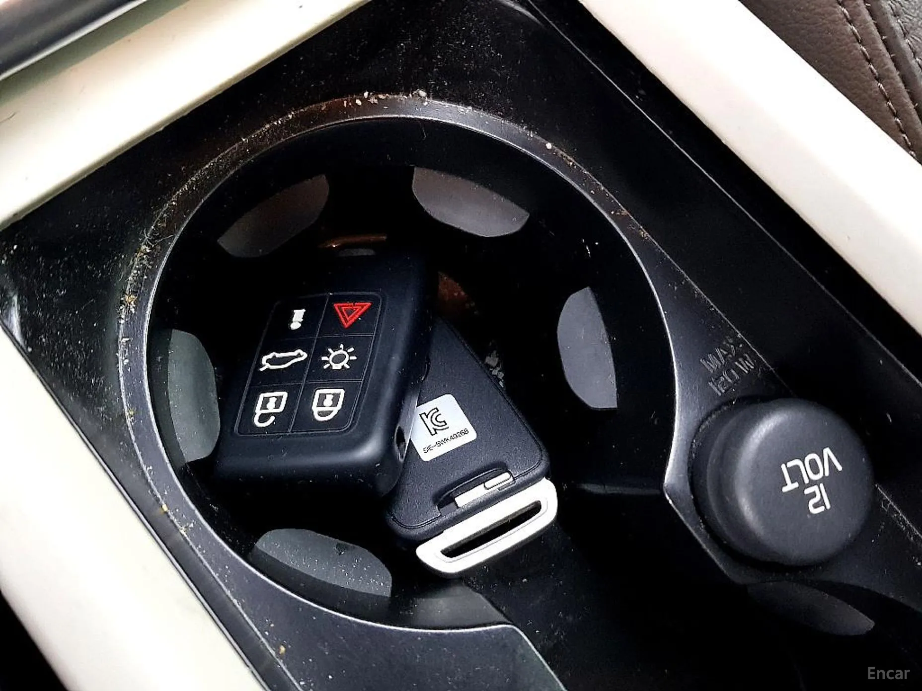 Volvo V40 превью 13