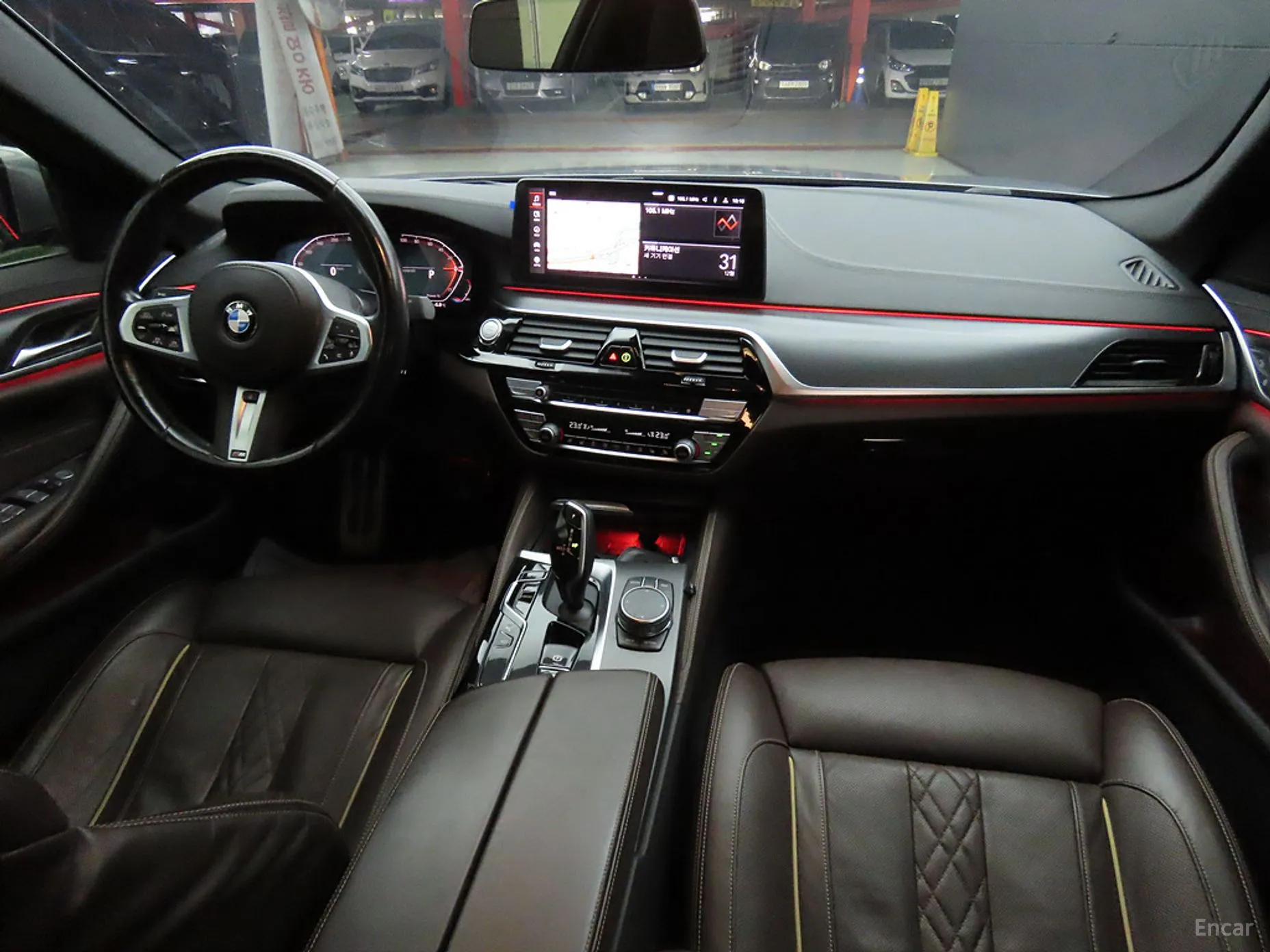 BMW 5 Series (G30) превью 5