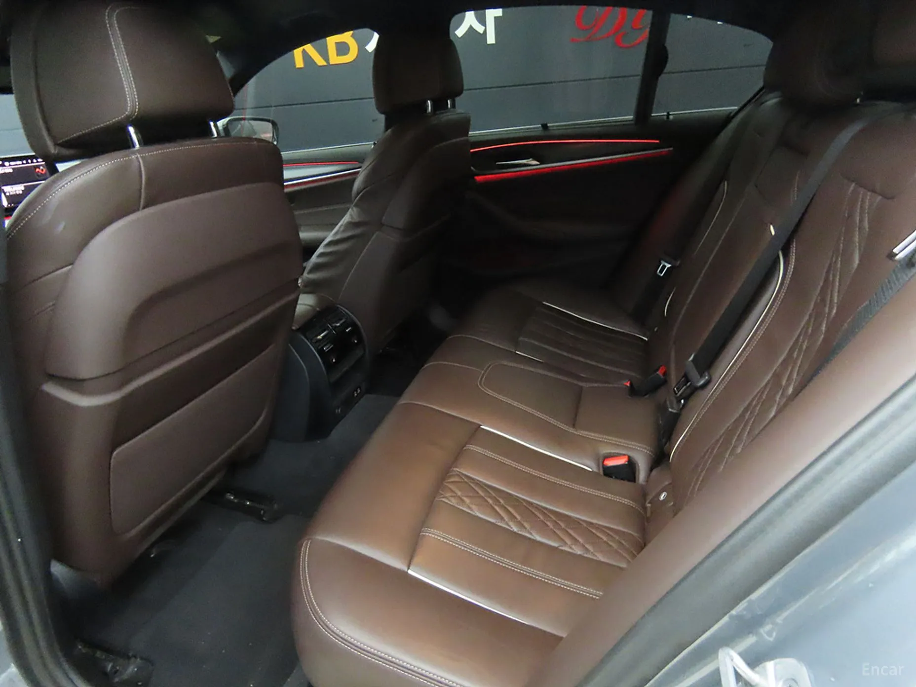 BMW 5 Series (G30) превью 6